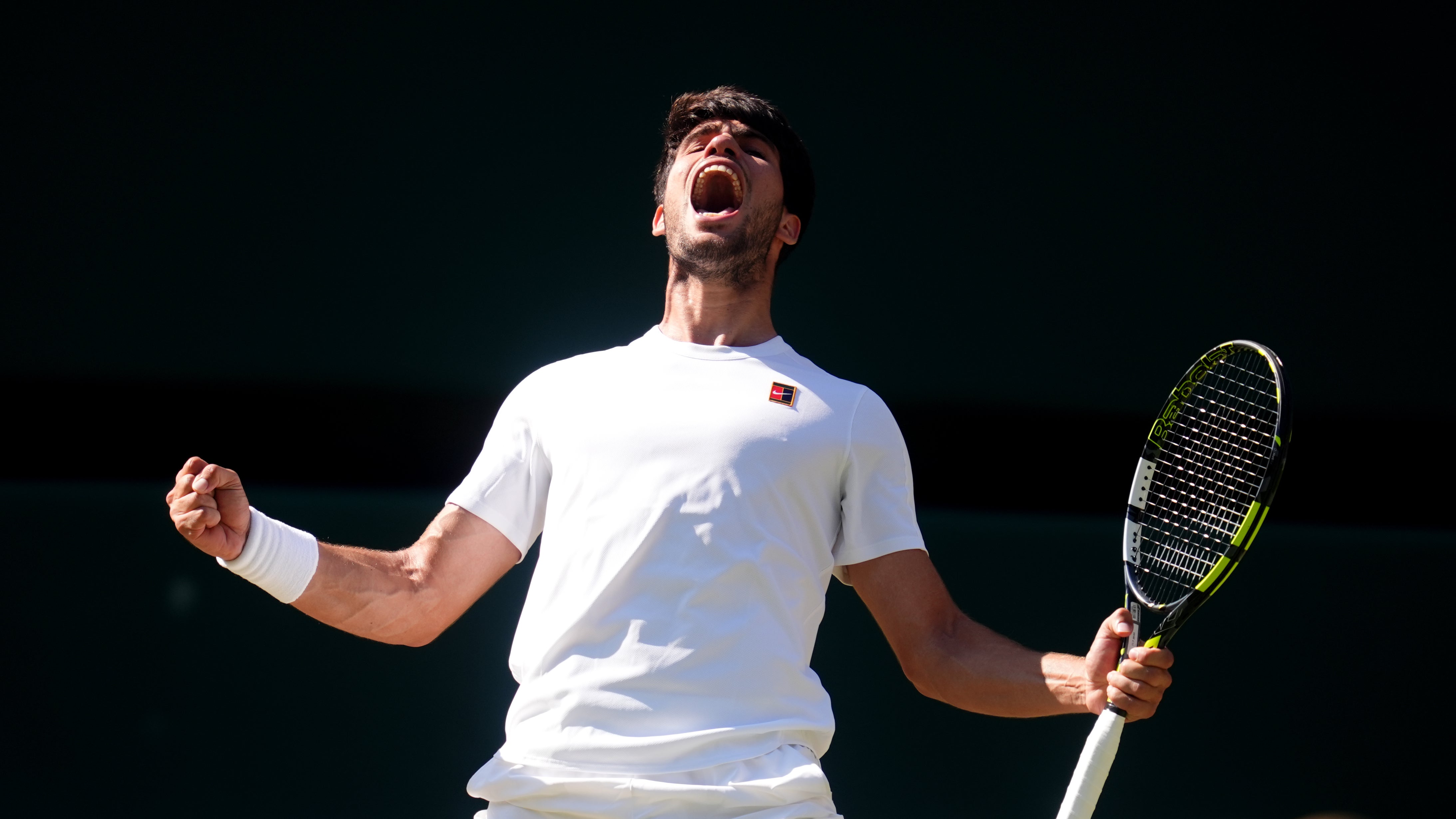 Carlos Alcaraz roared to victory over Taylor Fritz
