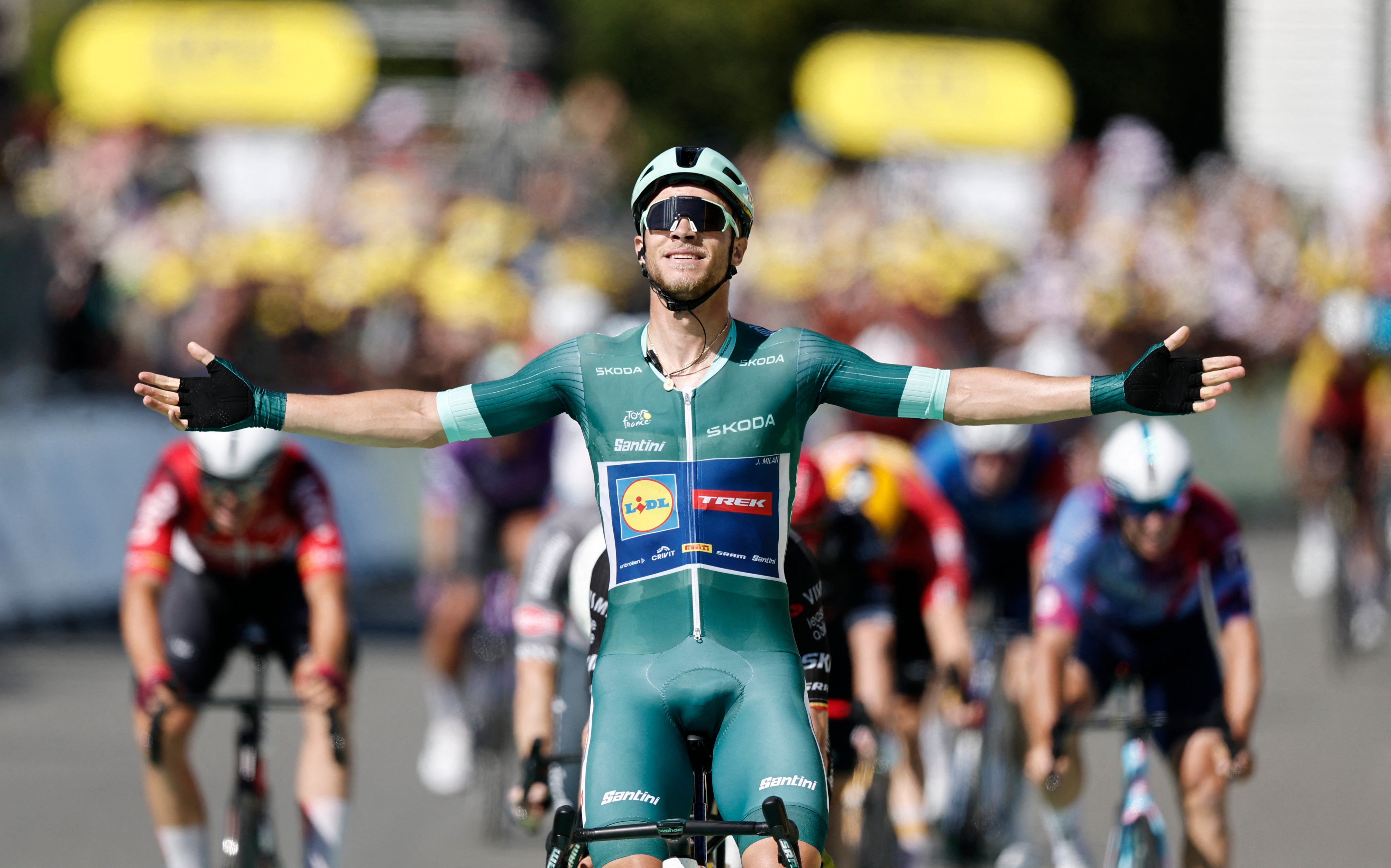 Tour de France 2025 live: Stage 8 result and reaction as Jonathan Milan takes maiden stage win