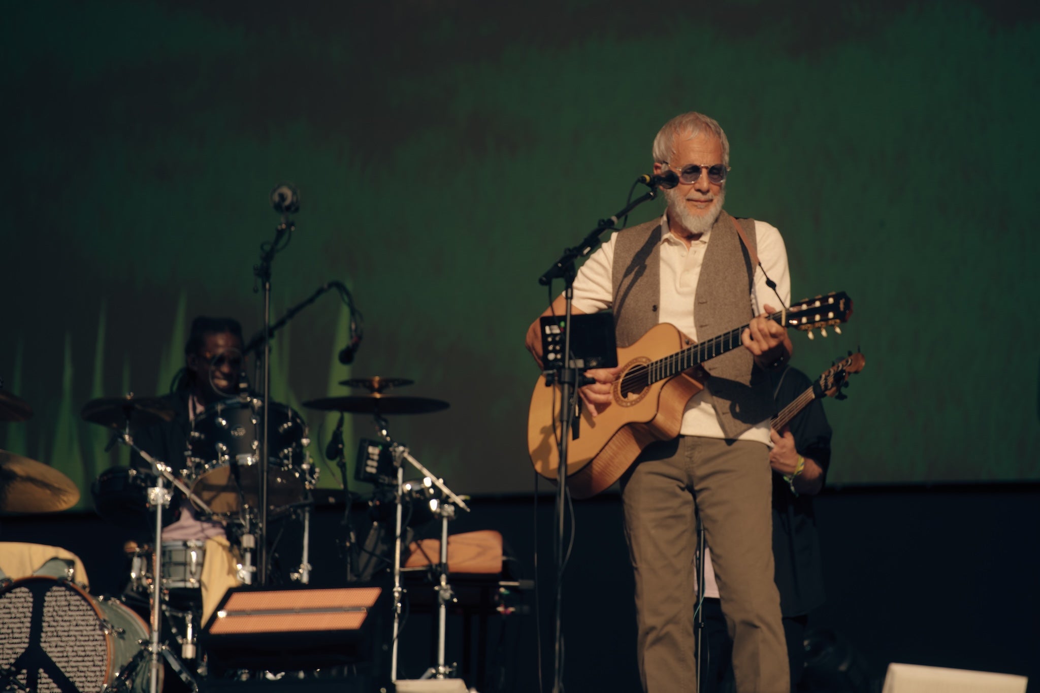 Performing live for the first time since June 2024, Yusuf Islam/Cat Stevens has a grandfatherly mischief to him