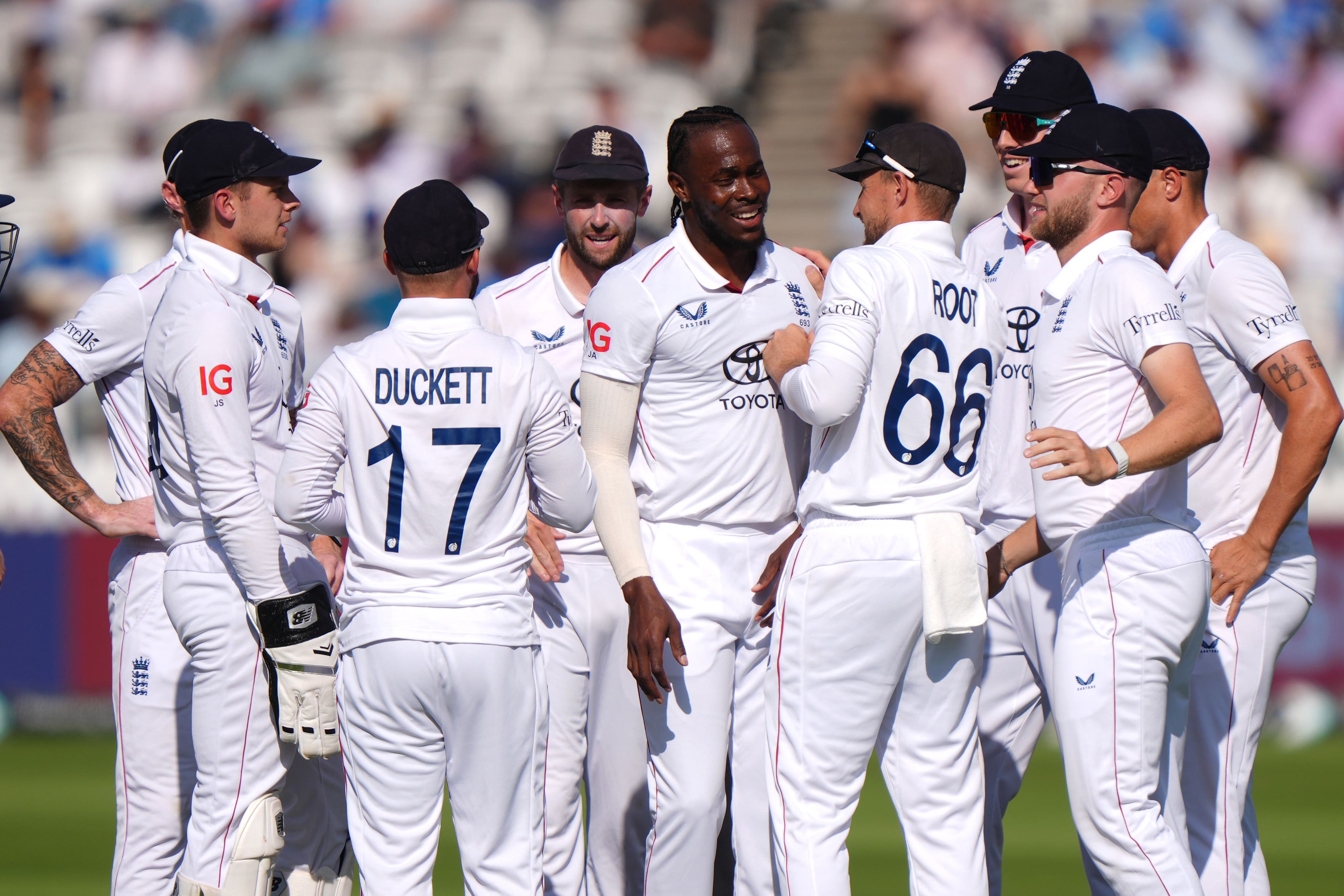 England players celebrate the wicket of India’s Yashasvi Jaiswaafter (Bradley Collyer/PA)