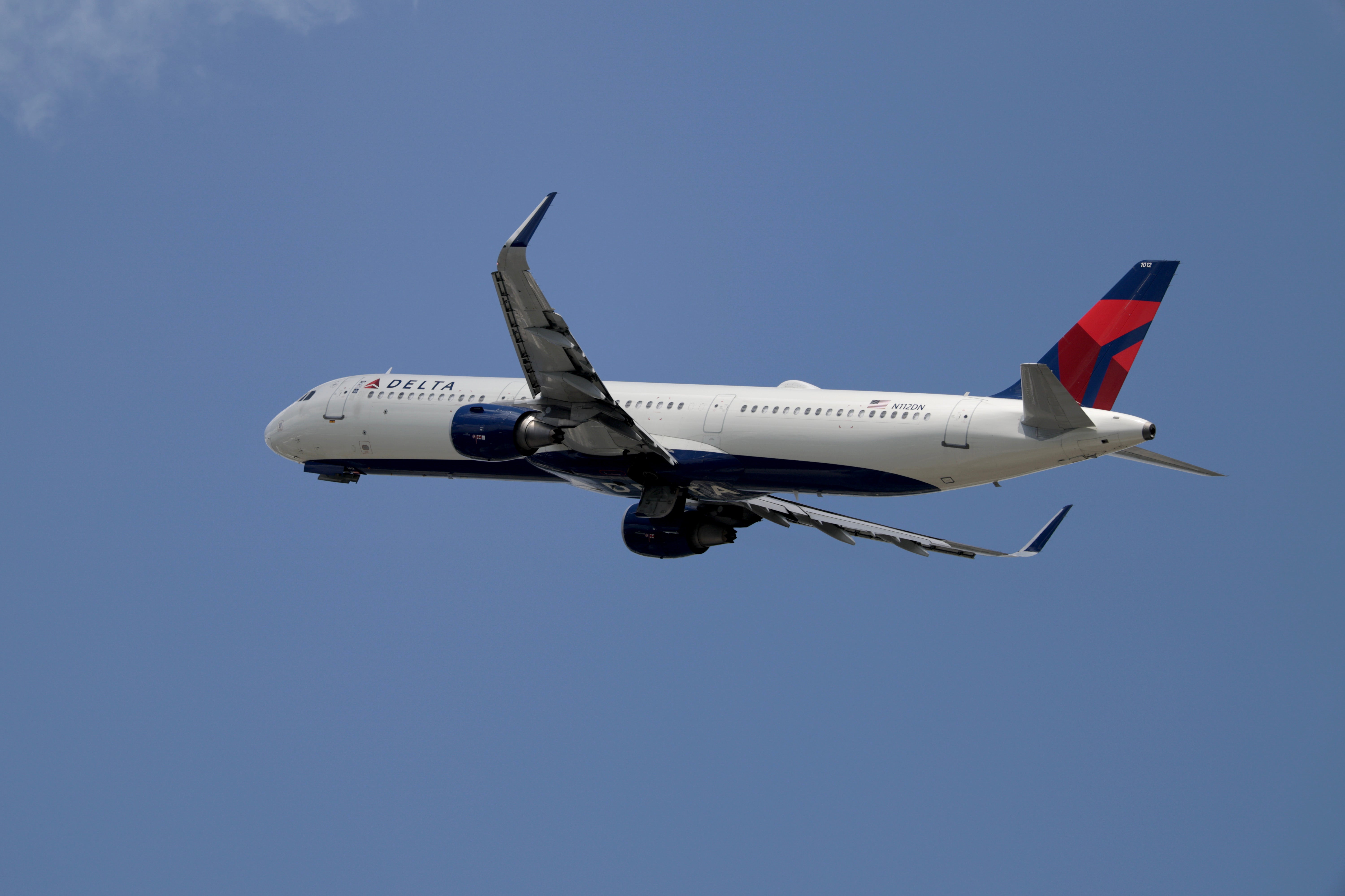 Some experts say Delta's new AI program could result in 'predatory pricing'