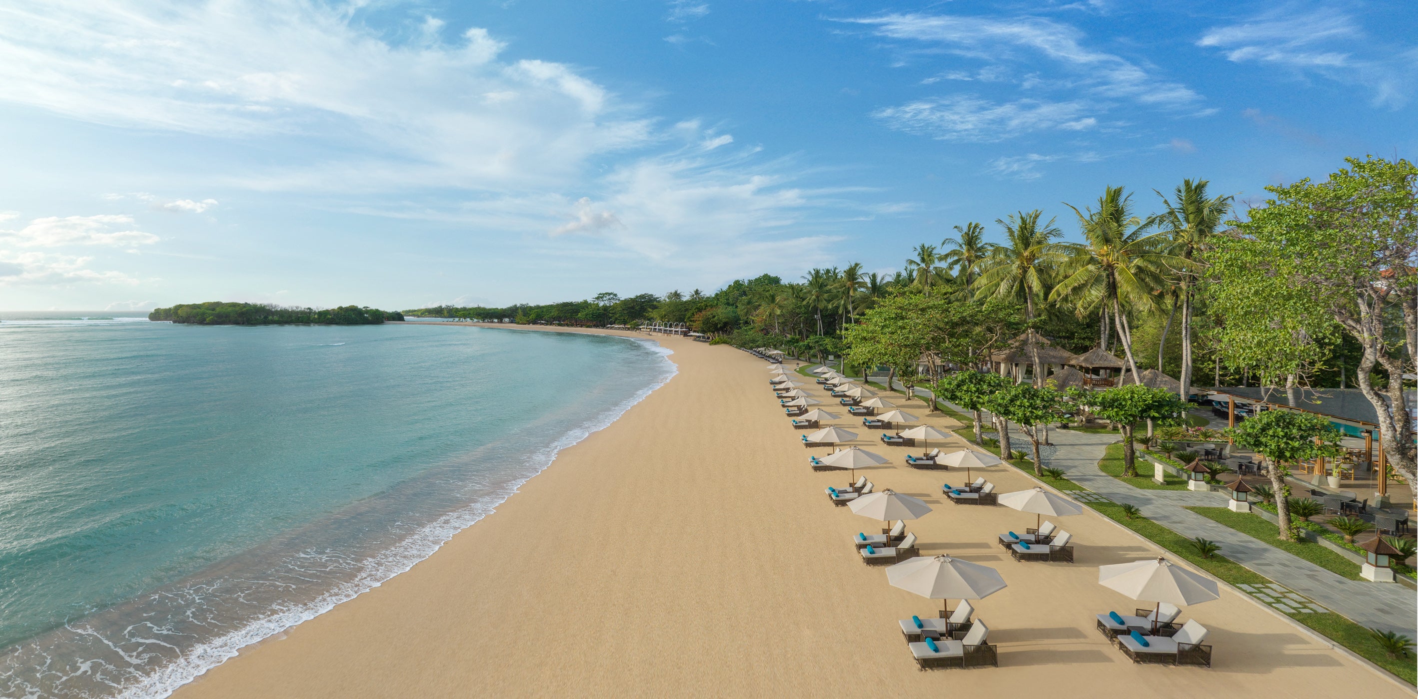 For a prime spot in Nusa Dua, check in to The Laguna