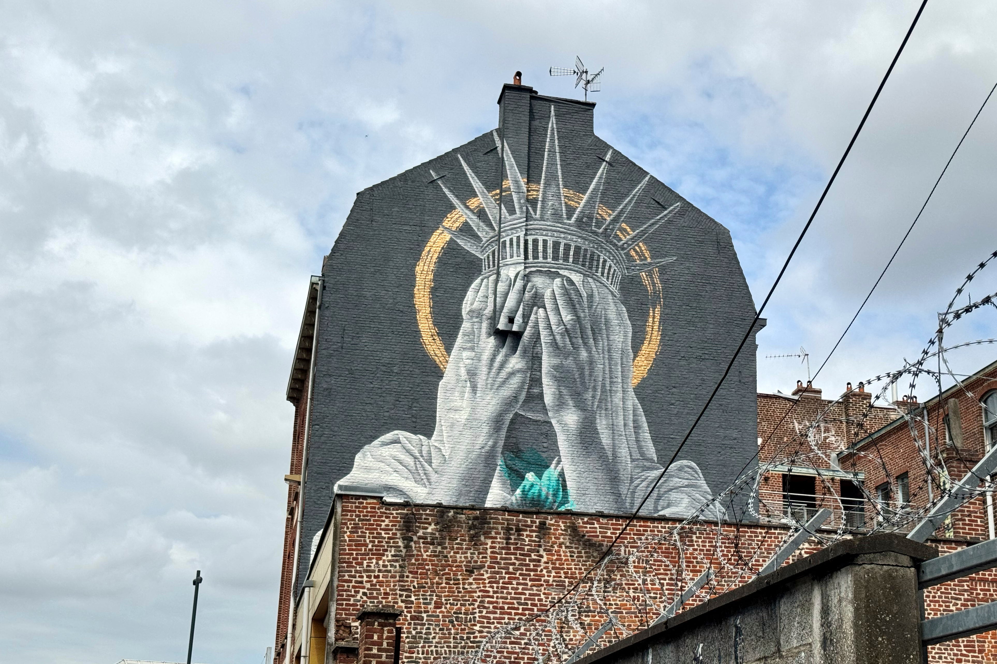 France Statue of Liberty Mural