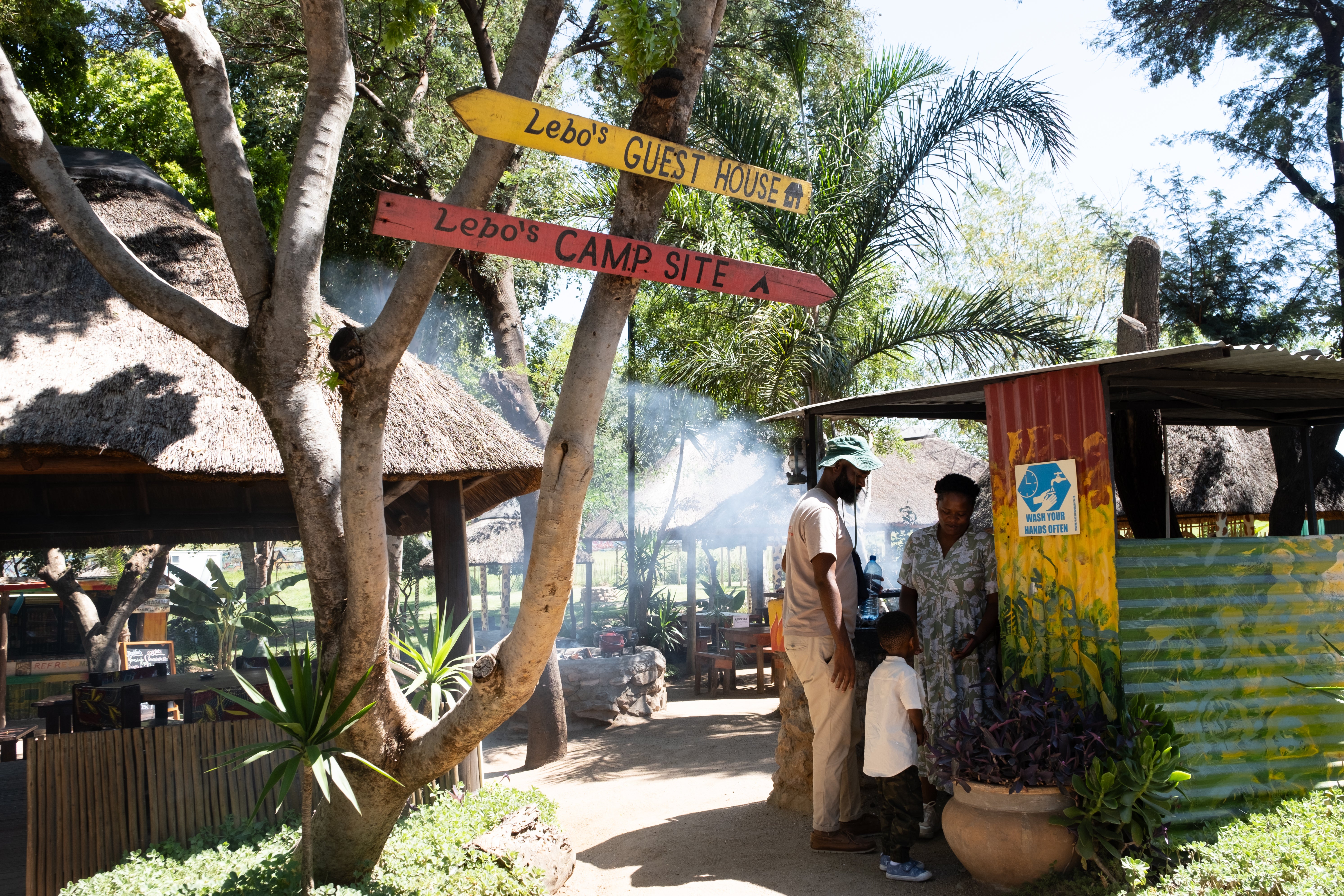 Lebo’s Backpackers in Soweto offers accommodation in a guest house, as well as a campsite on its grounds