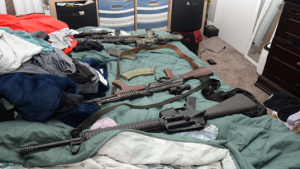 At the Benton's Snohomish's house, the agents were fully seized the M16 automatic rifle, automatic unpaid, and two short unregistered rifles.