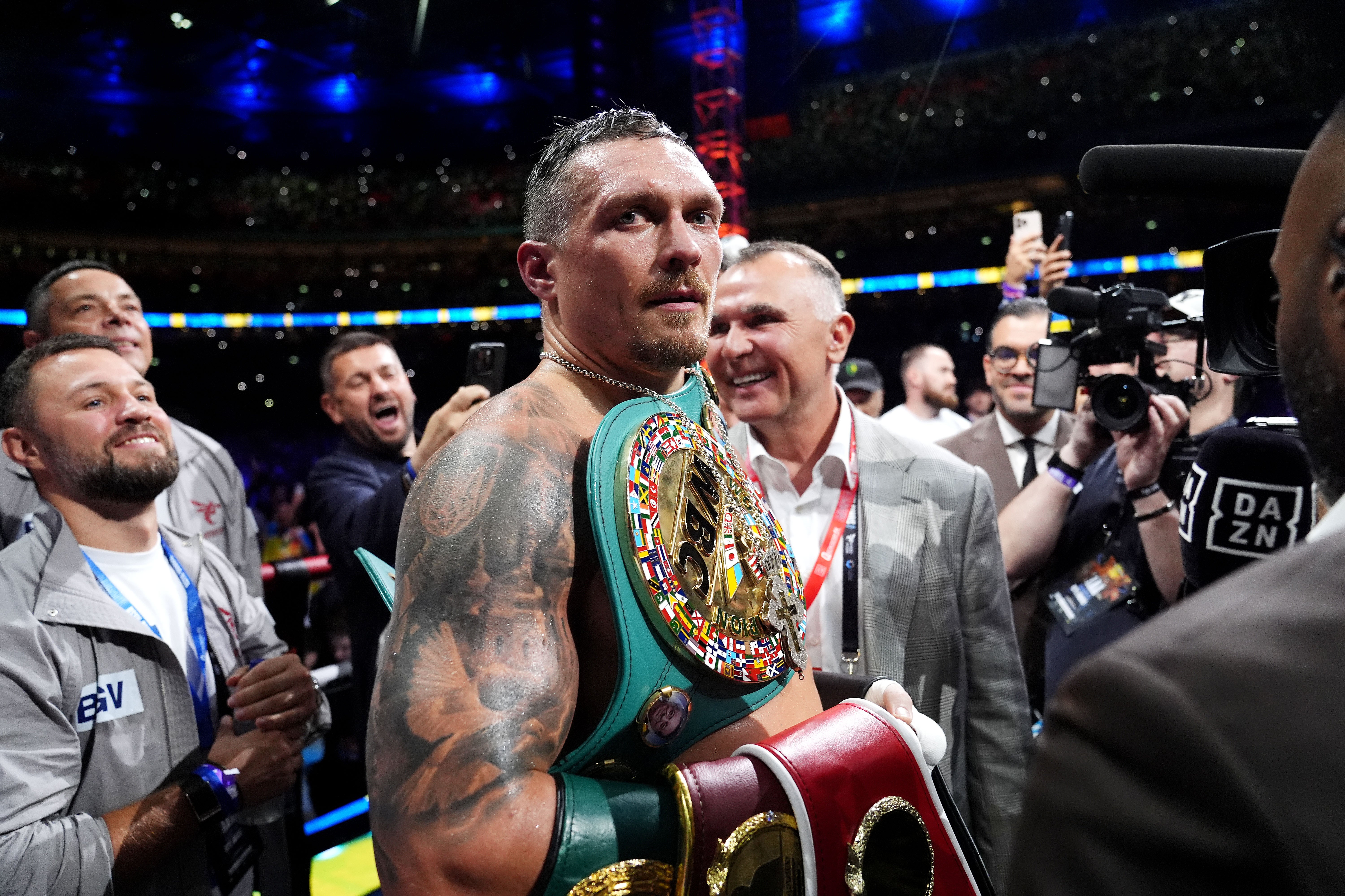 Usyk řekl, že „38 je jen začátek“, když se zdálo, že se zdálo, že mluví o důchodu