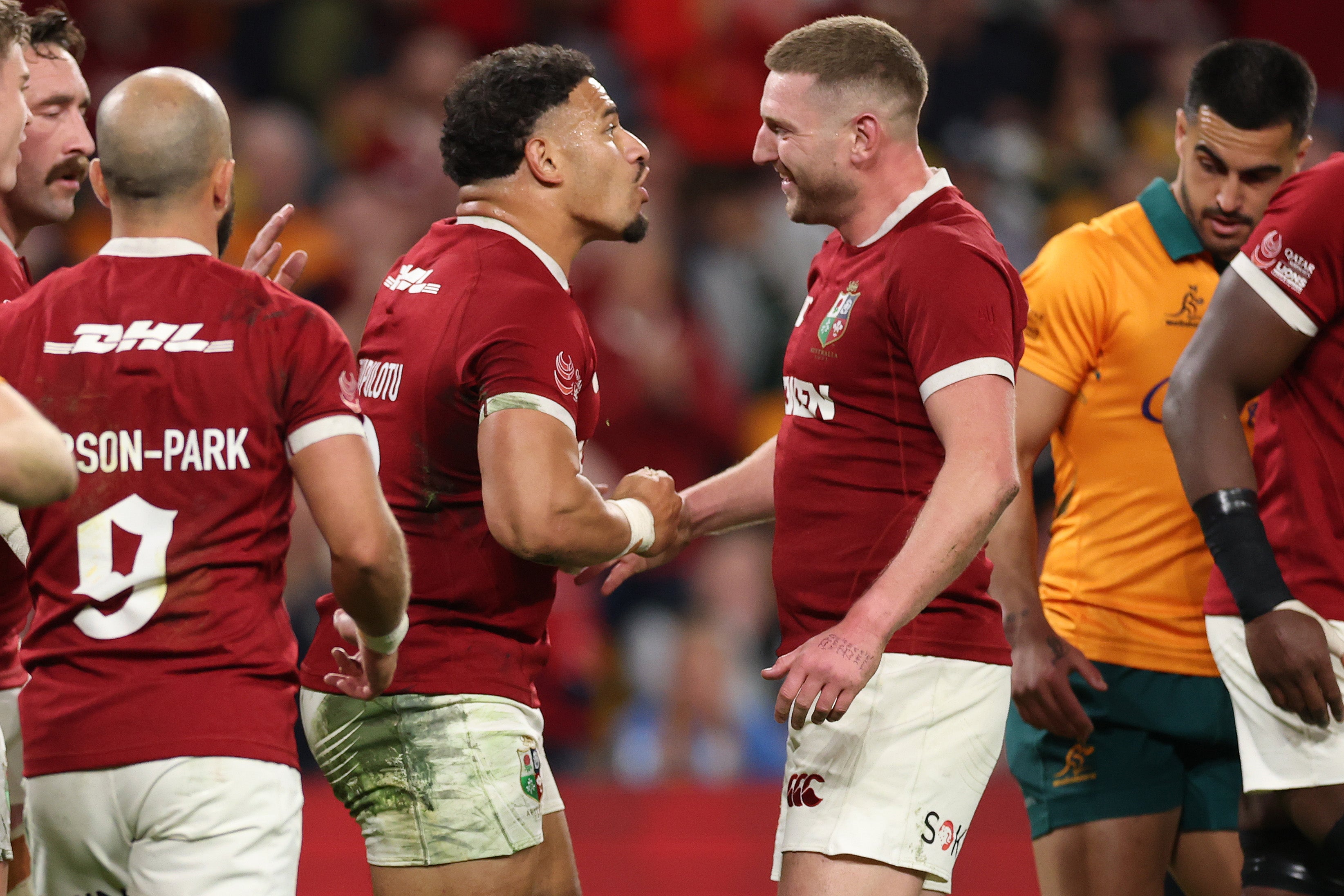 Sione Tuipulotu (left) and Finn Russell combined for a try