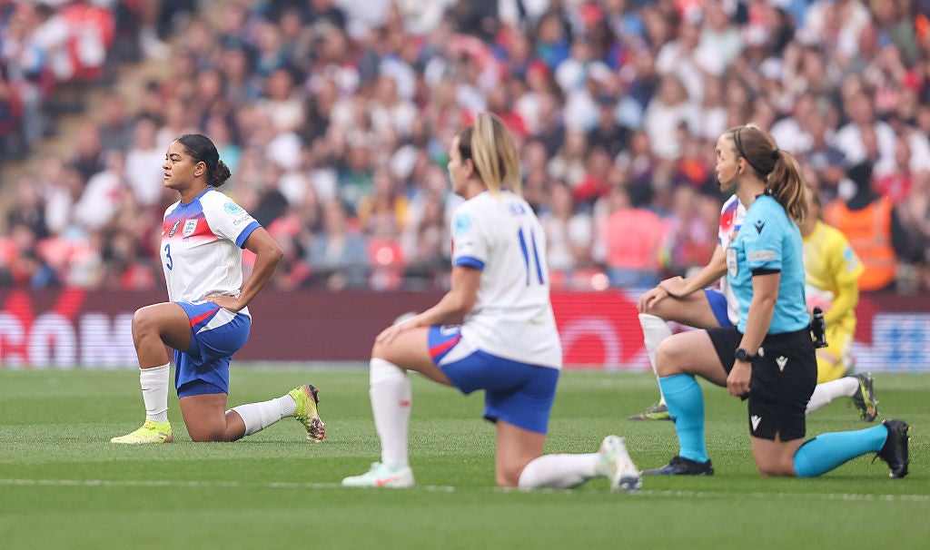 Carter takes the knee before an England friendly against Portugal before Euro 2025
