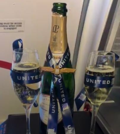 United supplied the couple with Champagne