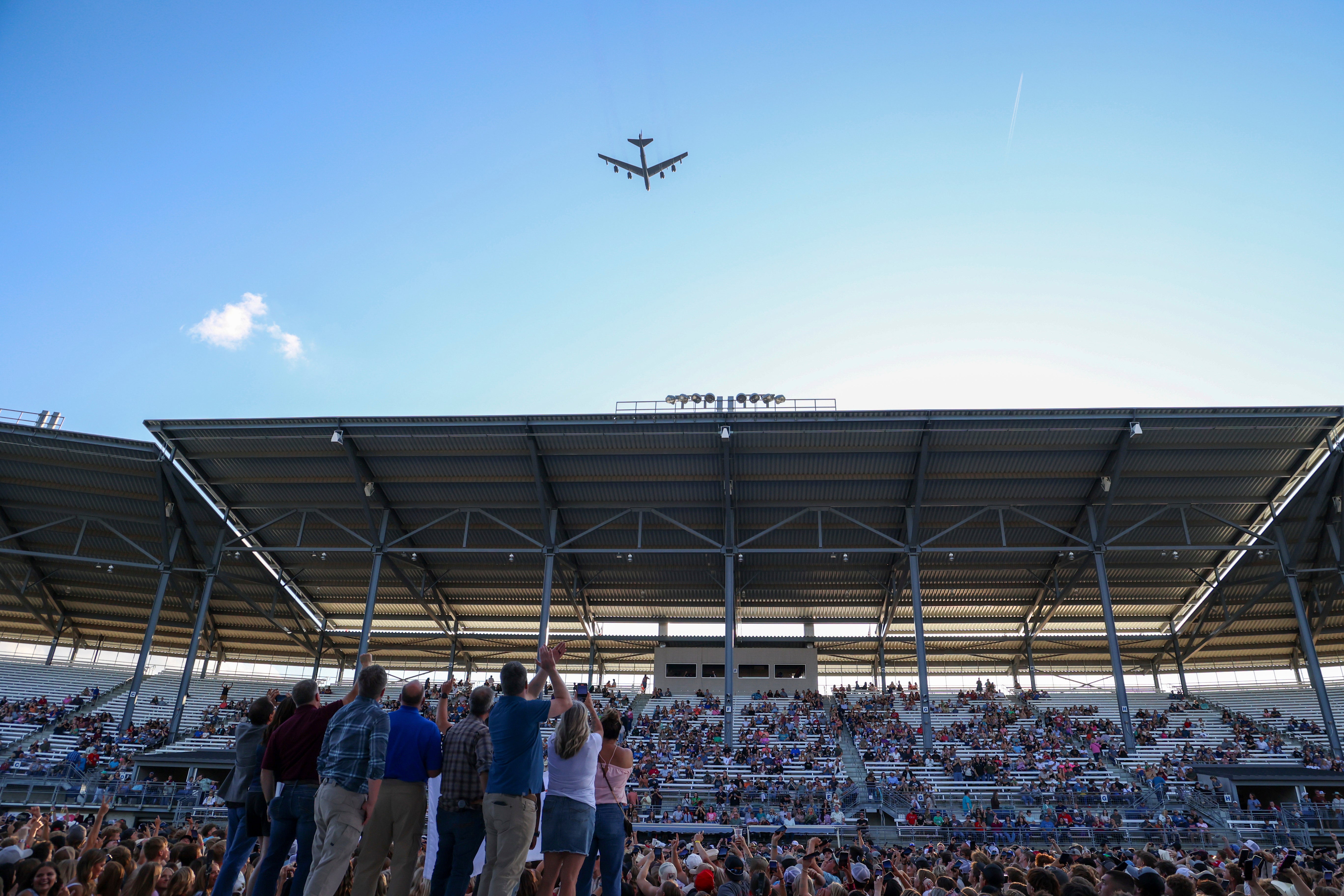 Plane Maneuver Bomber