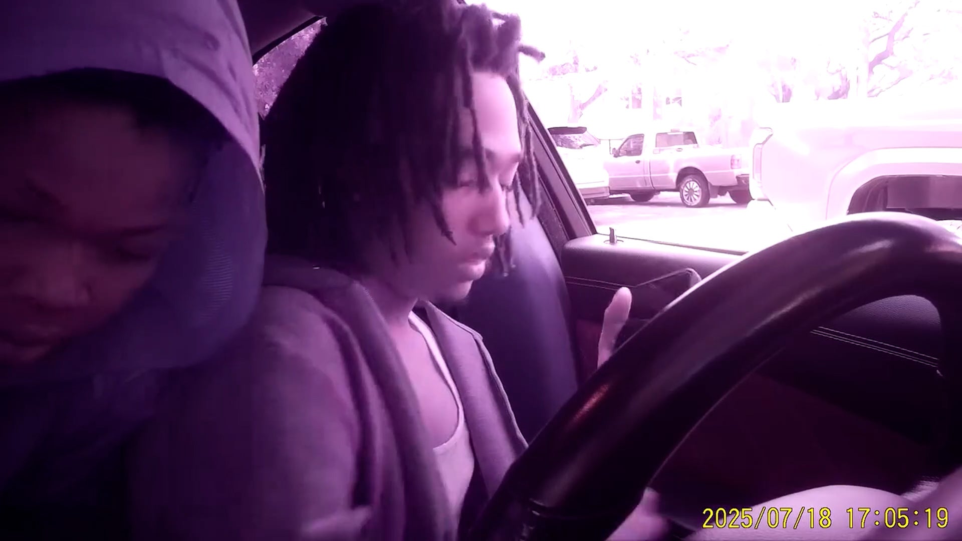 Undercover cop gets carjacked while trying to buy drugs in sting operation