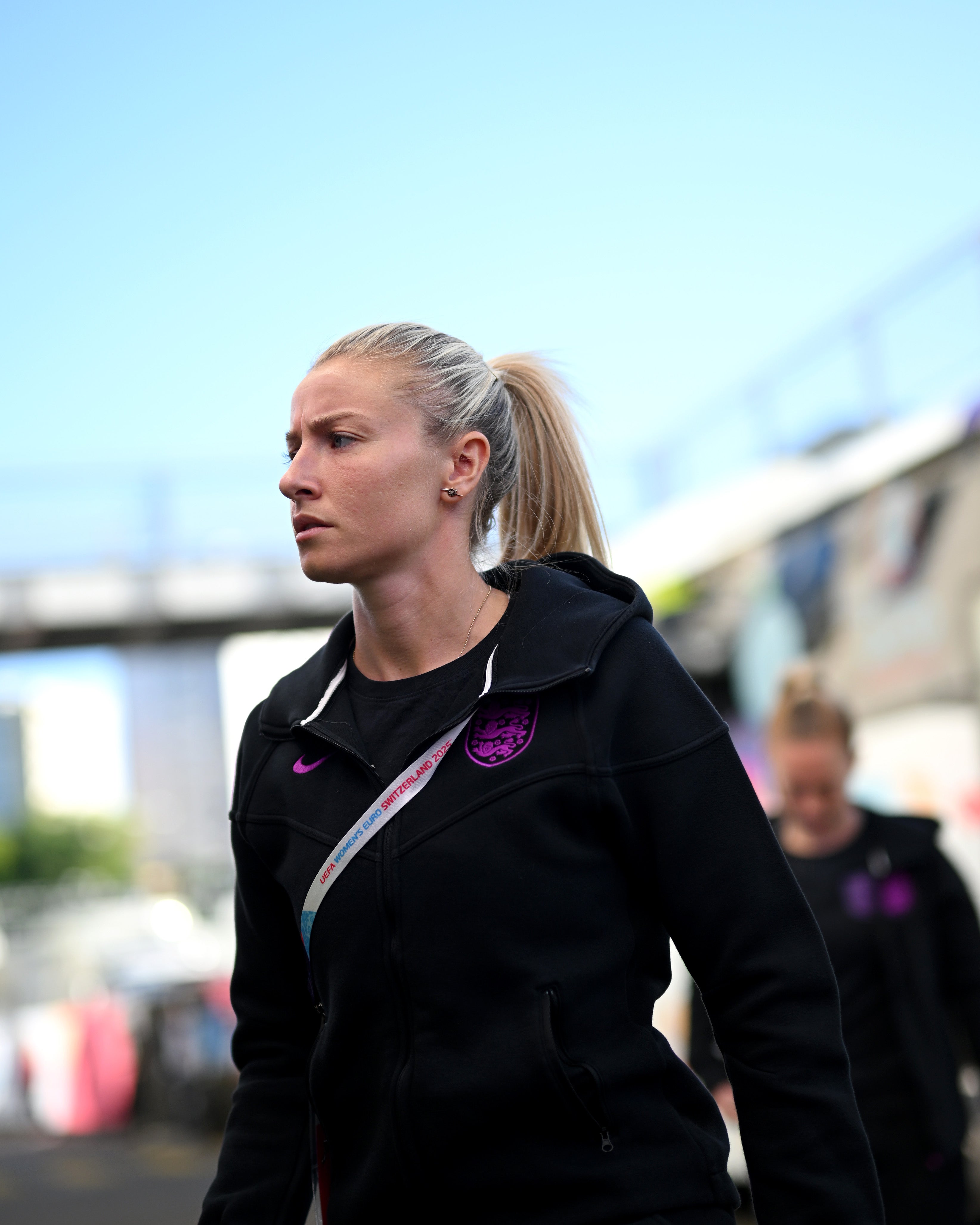 England v Italy live: Williamson starts but Carter drops to bench for Euro 2025 semi-final