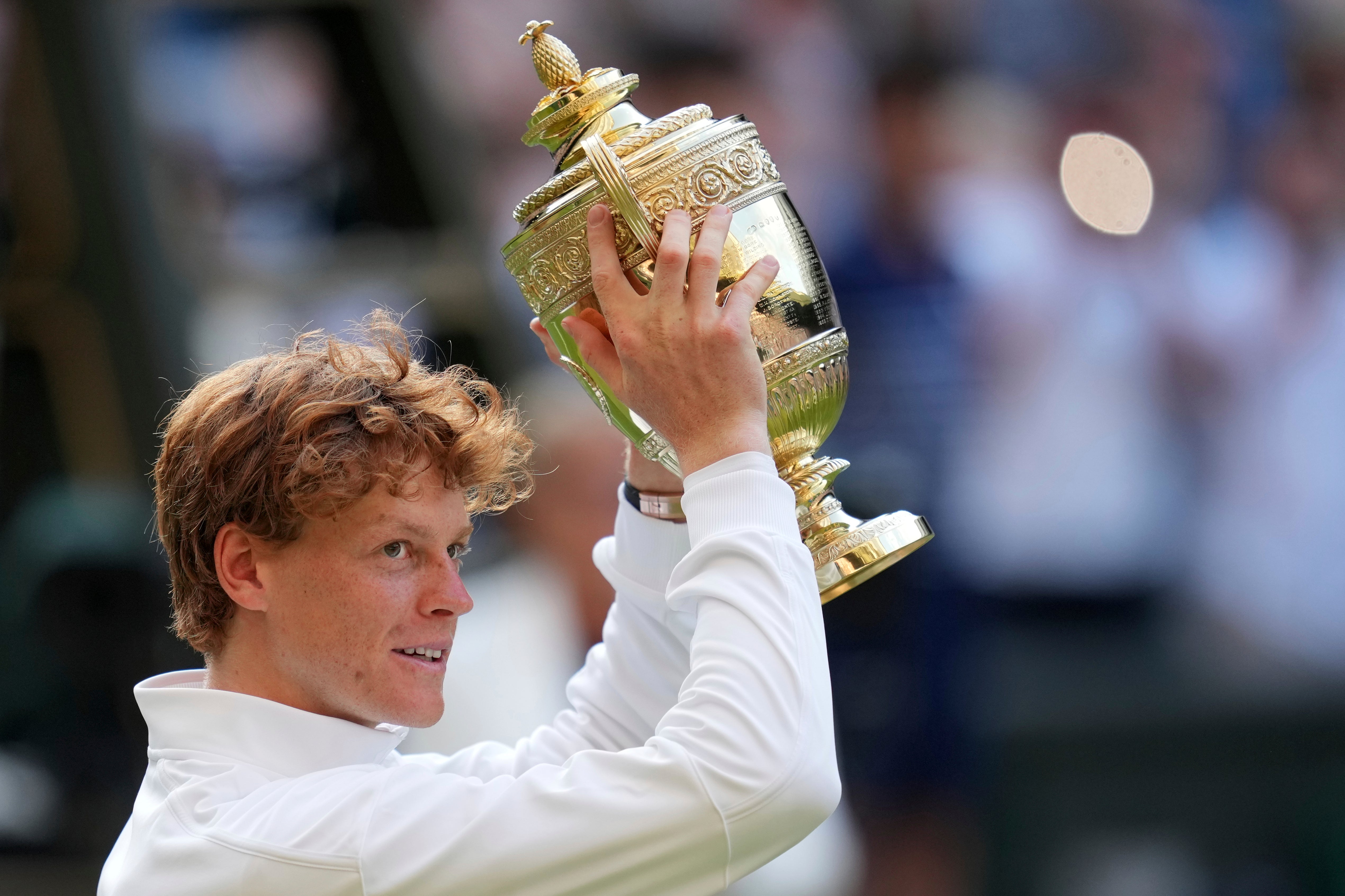 Jannik Sinner rehires the fitness coach he fired for playing a role in his doping case