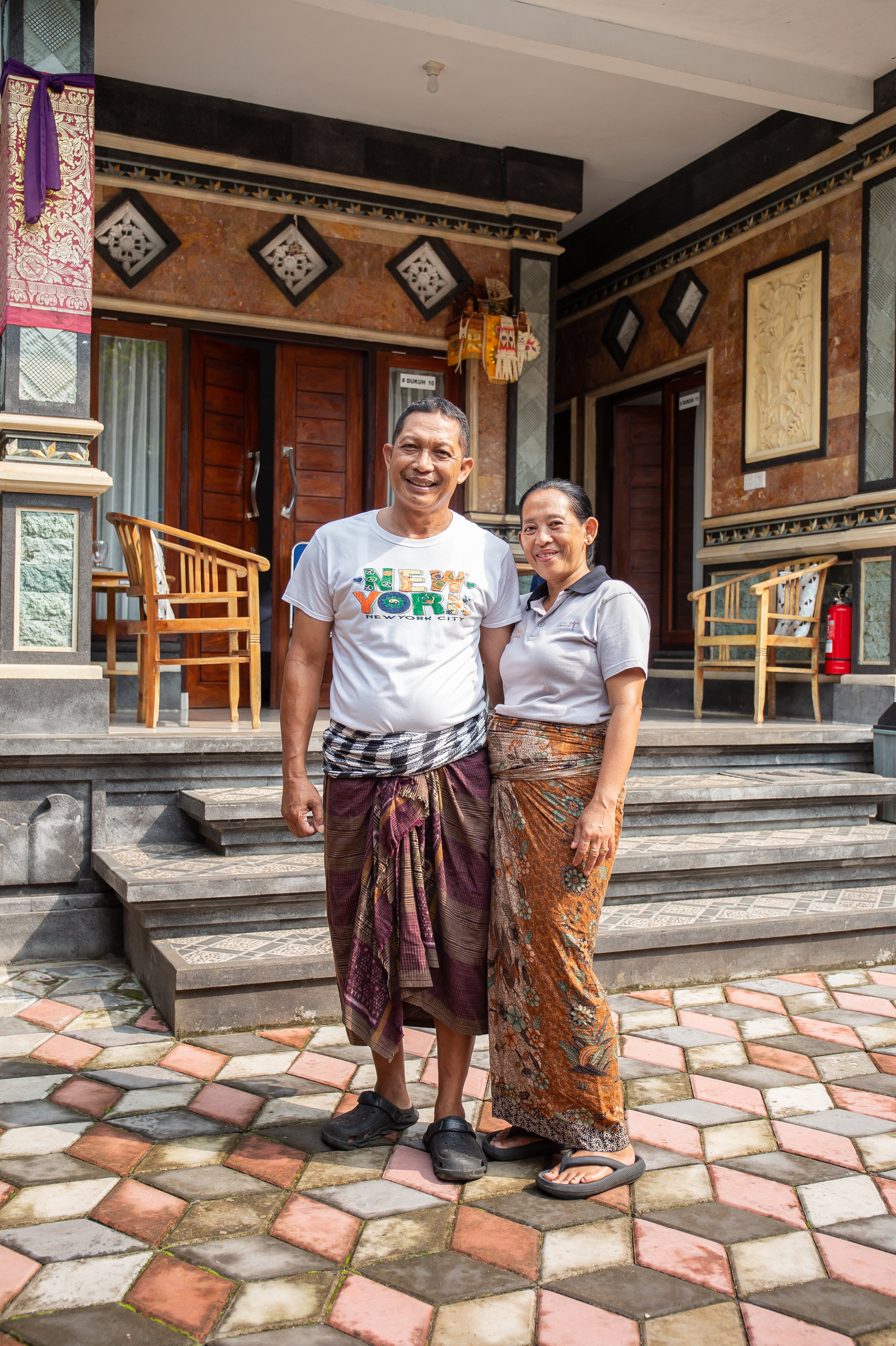 Hosts Komang and Nengah at their home in Banjar Dinas Dukuh