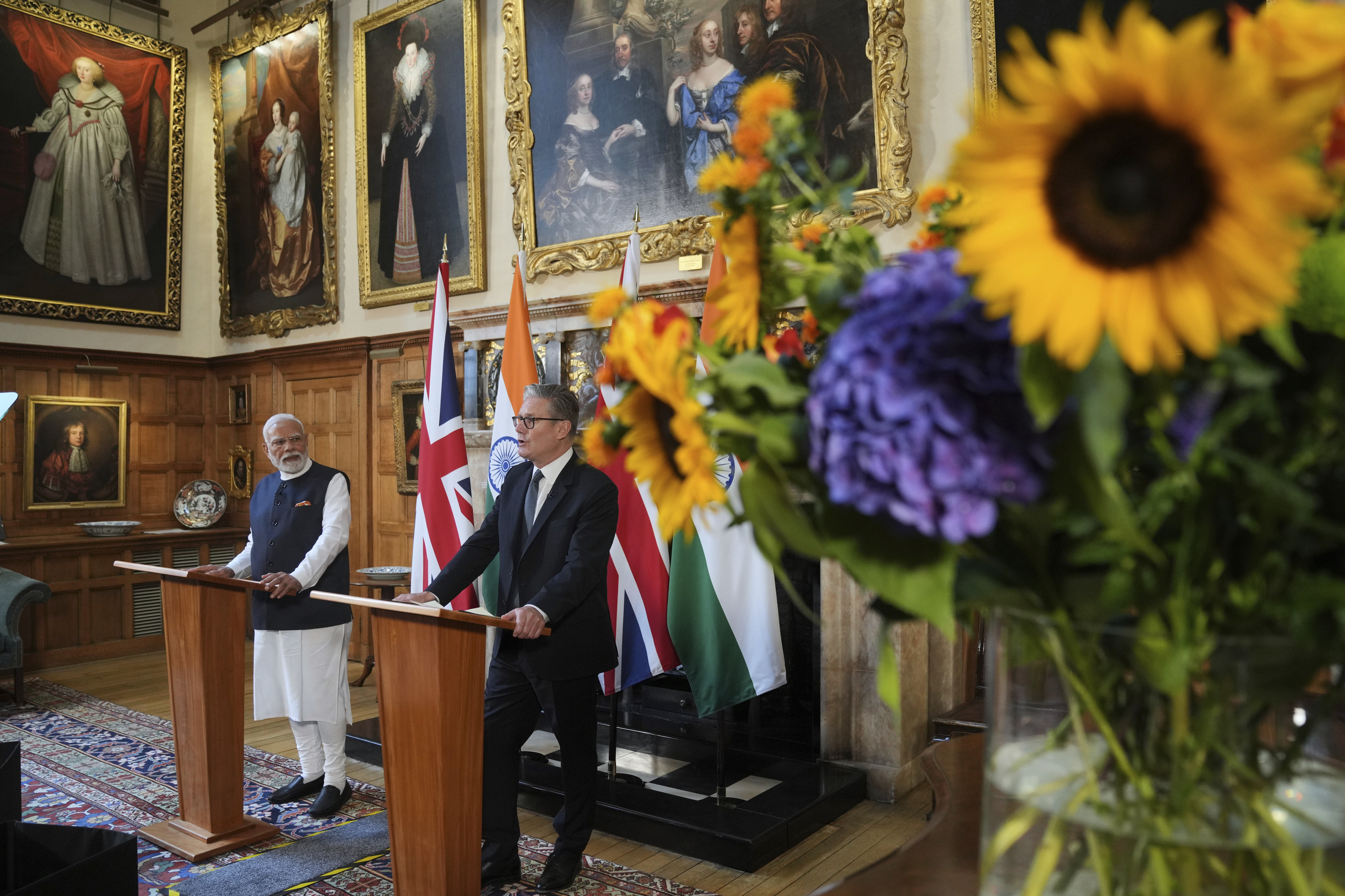 Prime Minister of India Narendra Modi and Prime Minister Sir Keir Starmer during a press conference at Chequers (Kin Cheung/PA)