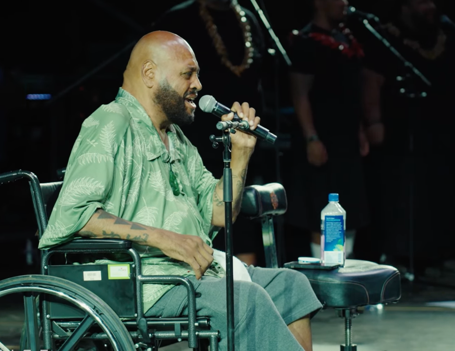 George Brooks Veikoso performing 'Lonely Days' at Live at Homecoming 2024