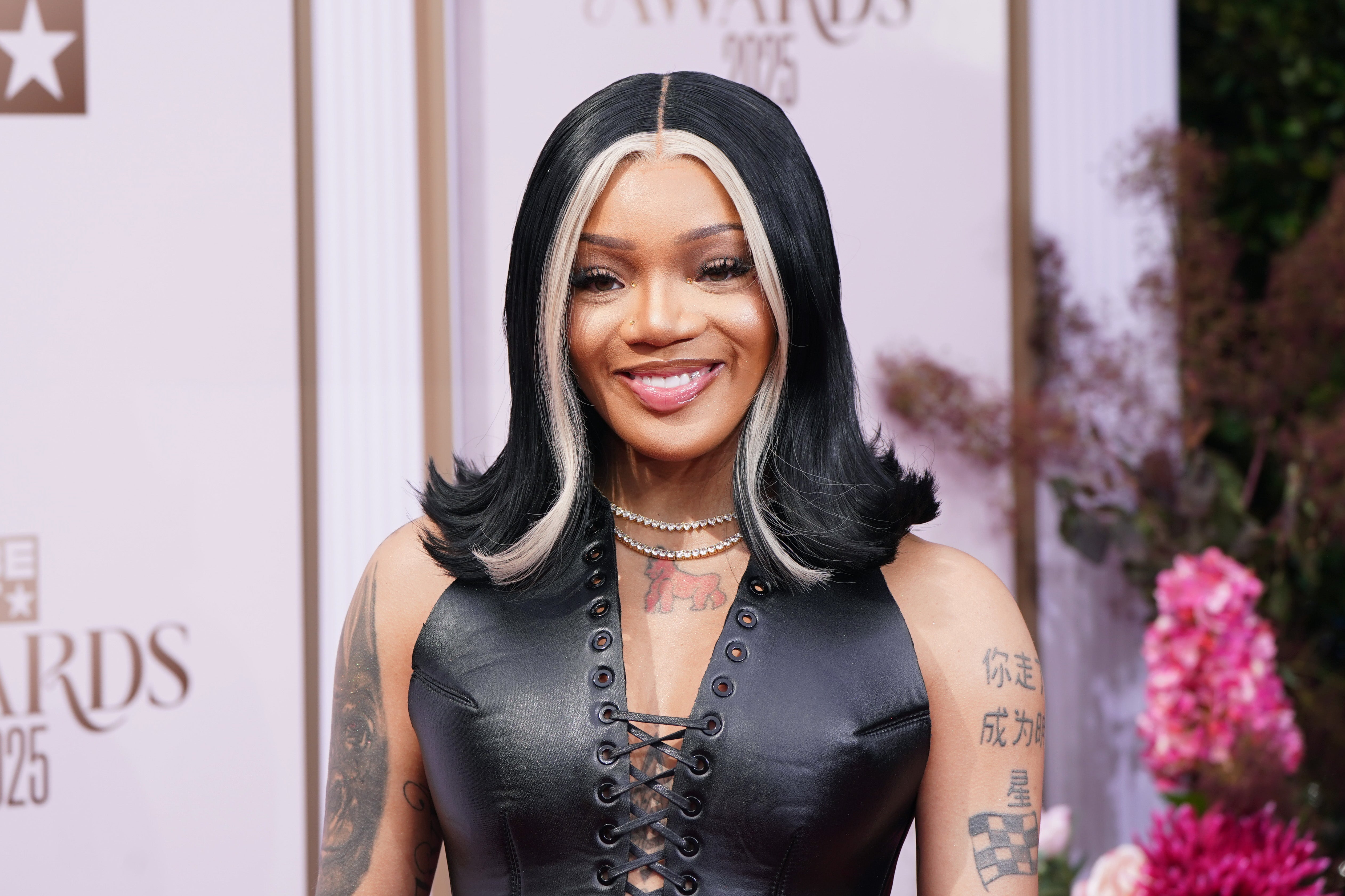 GloRilla was performing at Skvlk Fest when a glass bottle was chucked at her