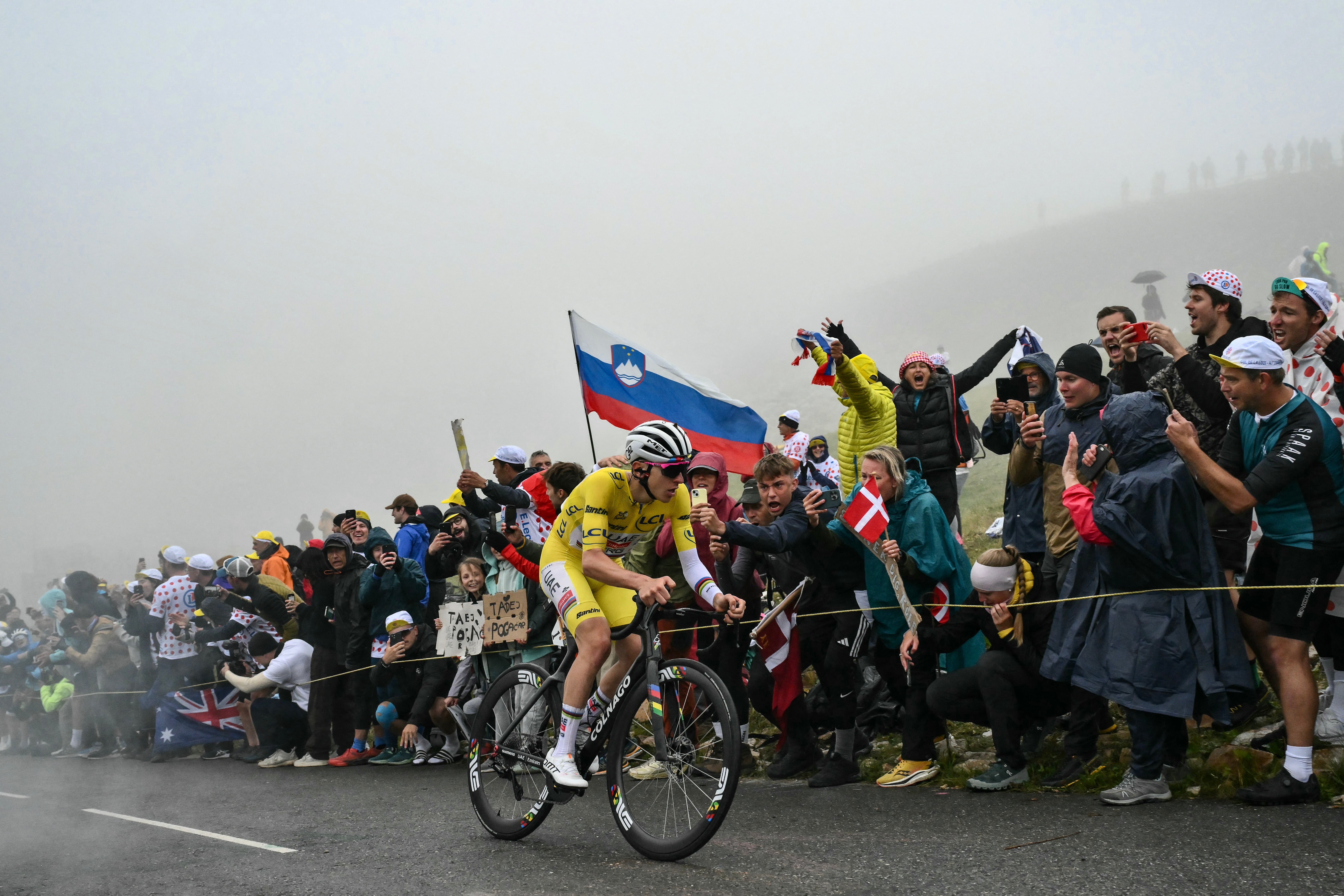 Pogacar dropped Vingegaard inside the final kilometre on Col de la Loze