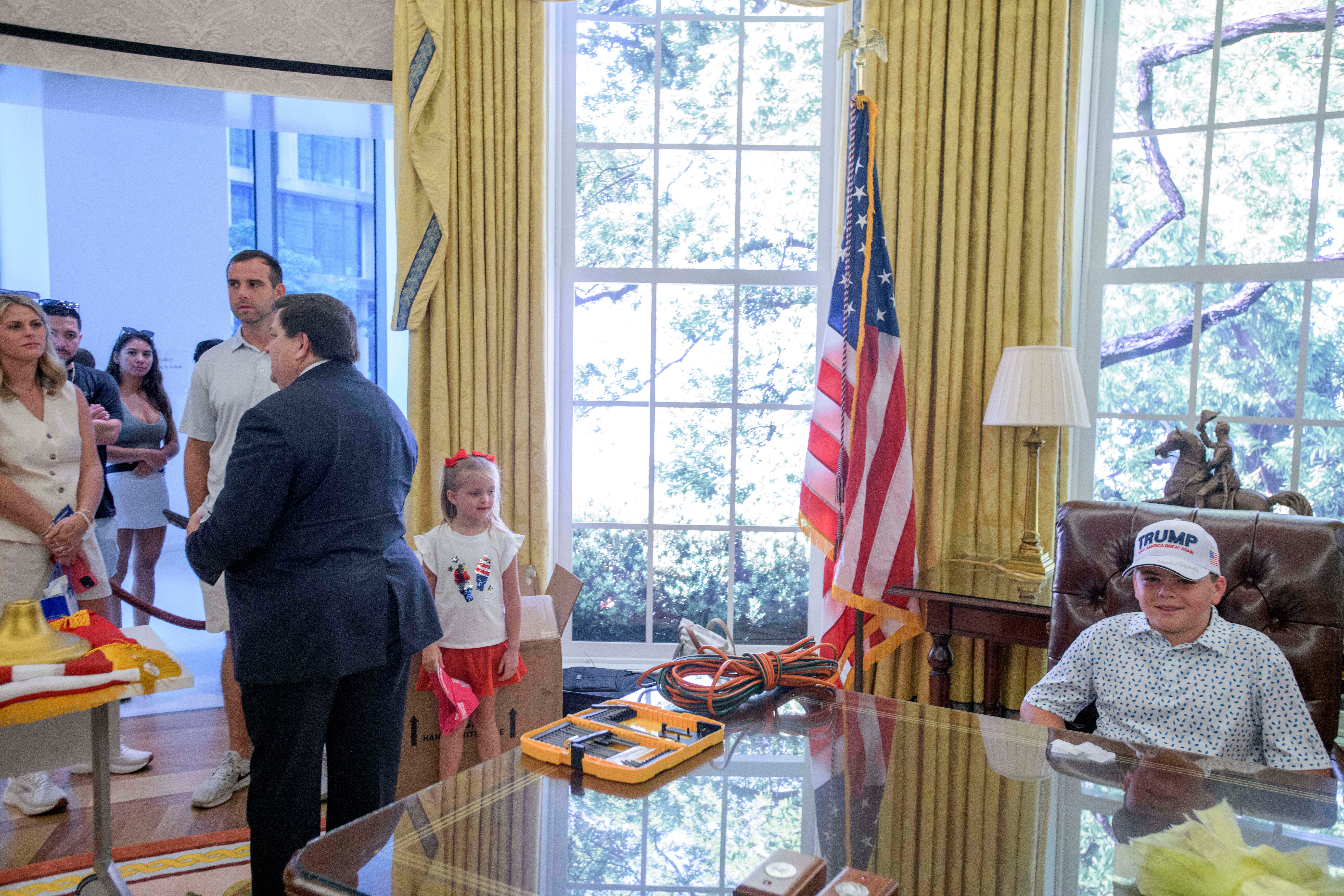 Trump Oval Office Replica