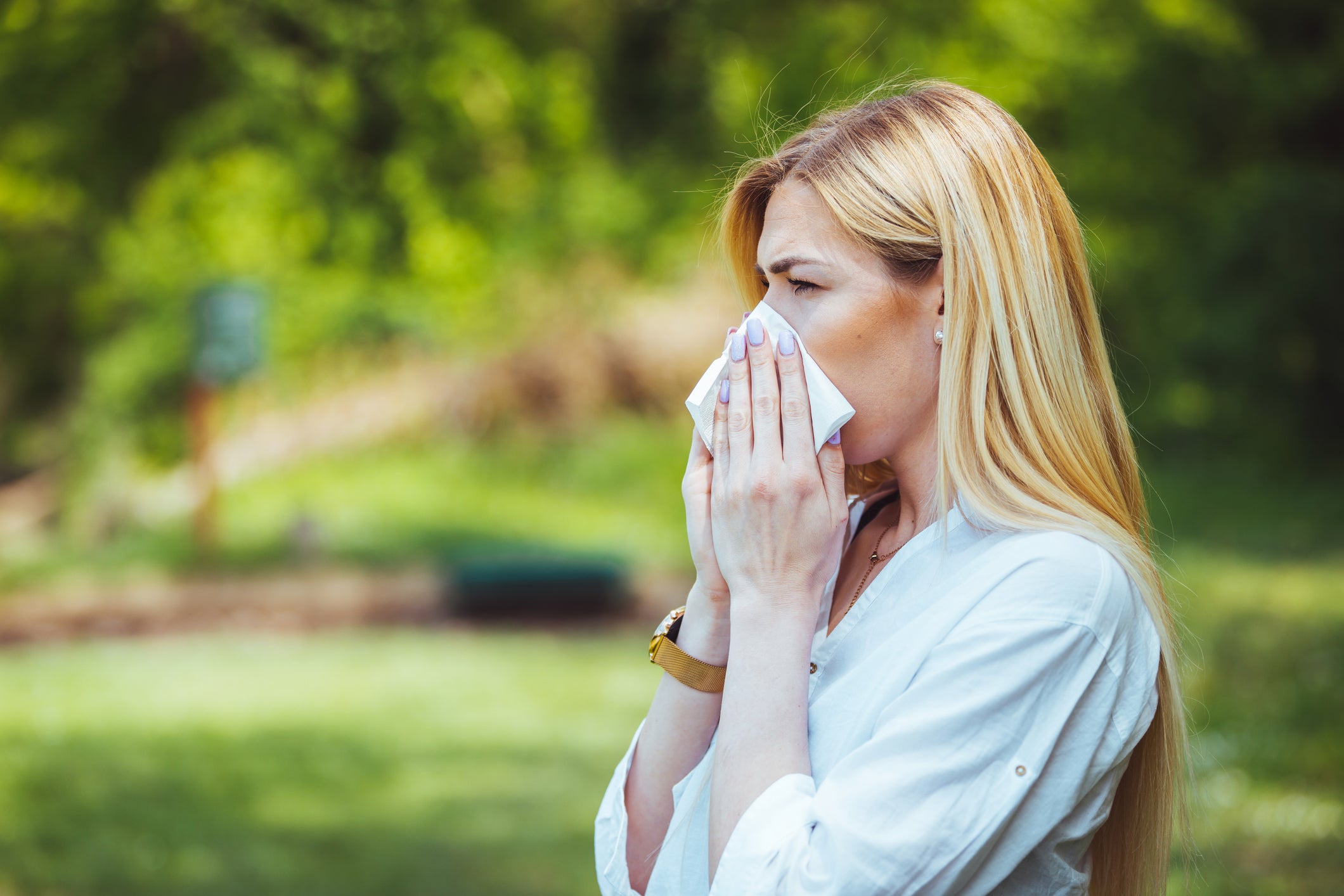 Pollen is everywhere and climate change is making seasonal allergies worse. Is there any safe haven? Experts say not really