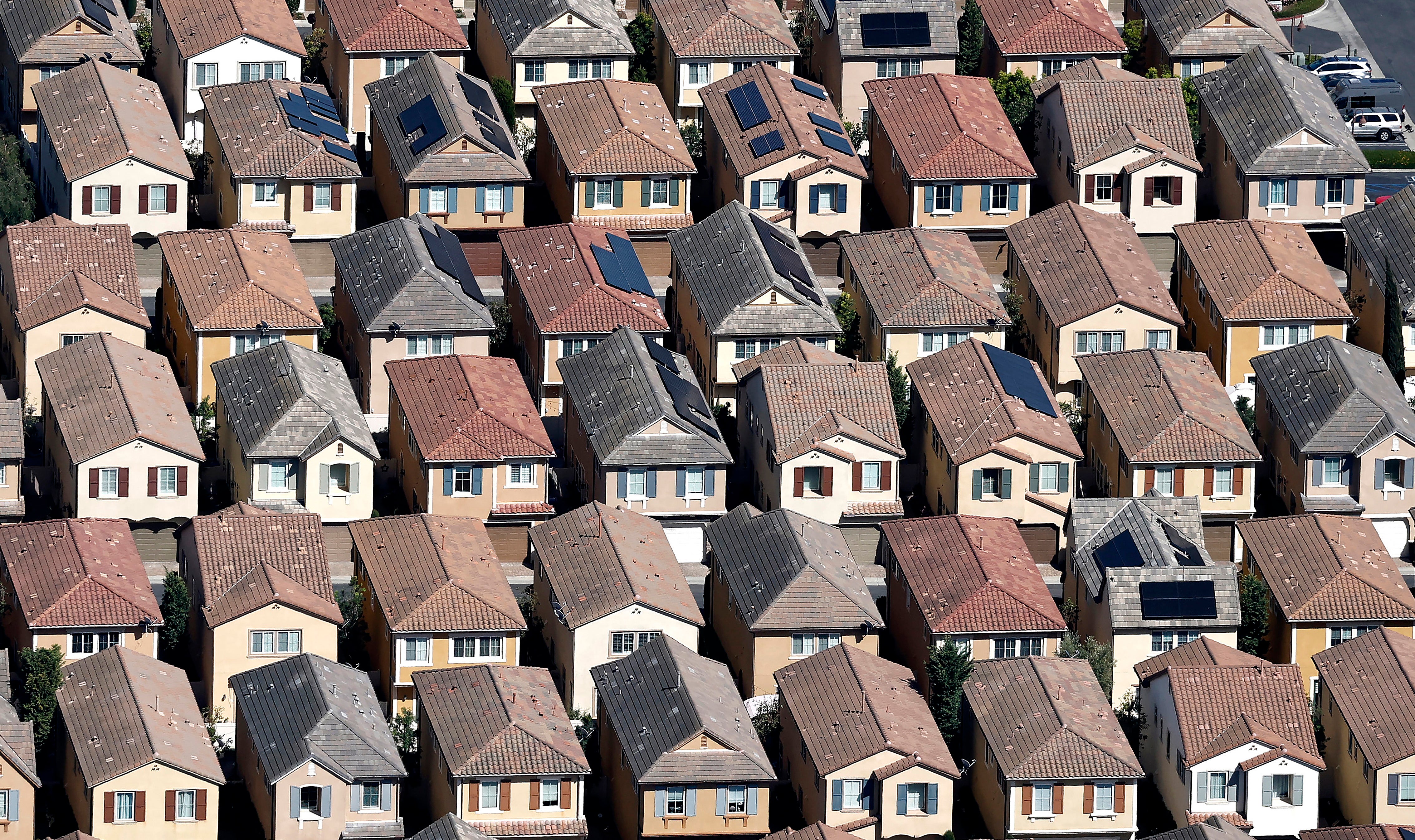 U.S. house sales drop as prices soar to record levels