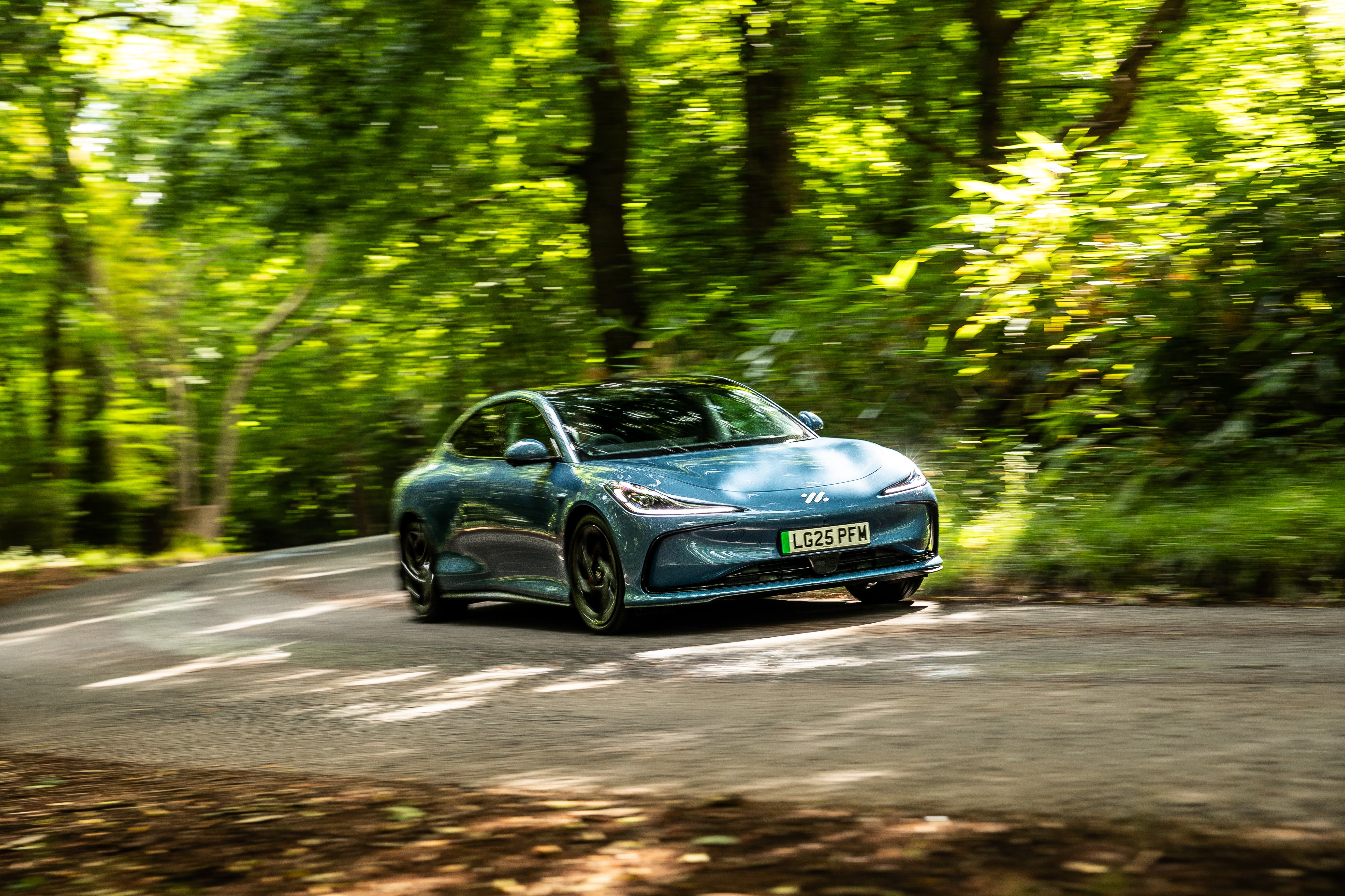 The MG IM5 uses four-wheel steering to improve agility and make it easier when parking