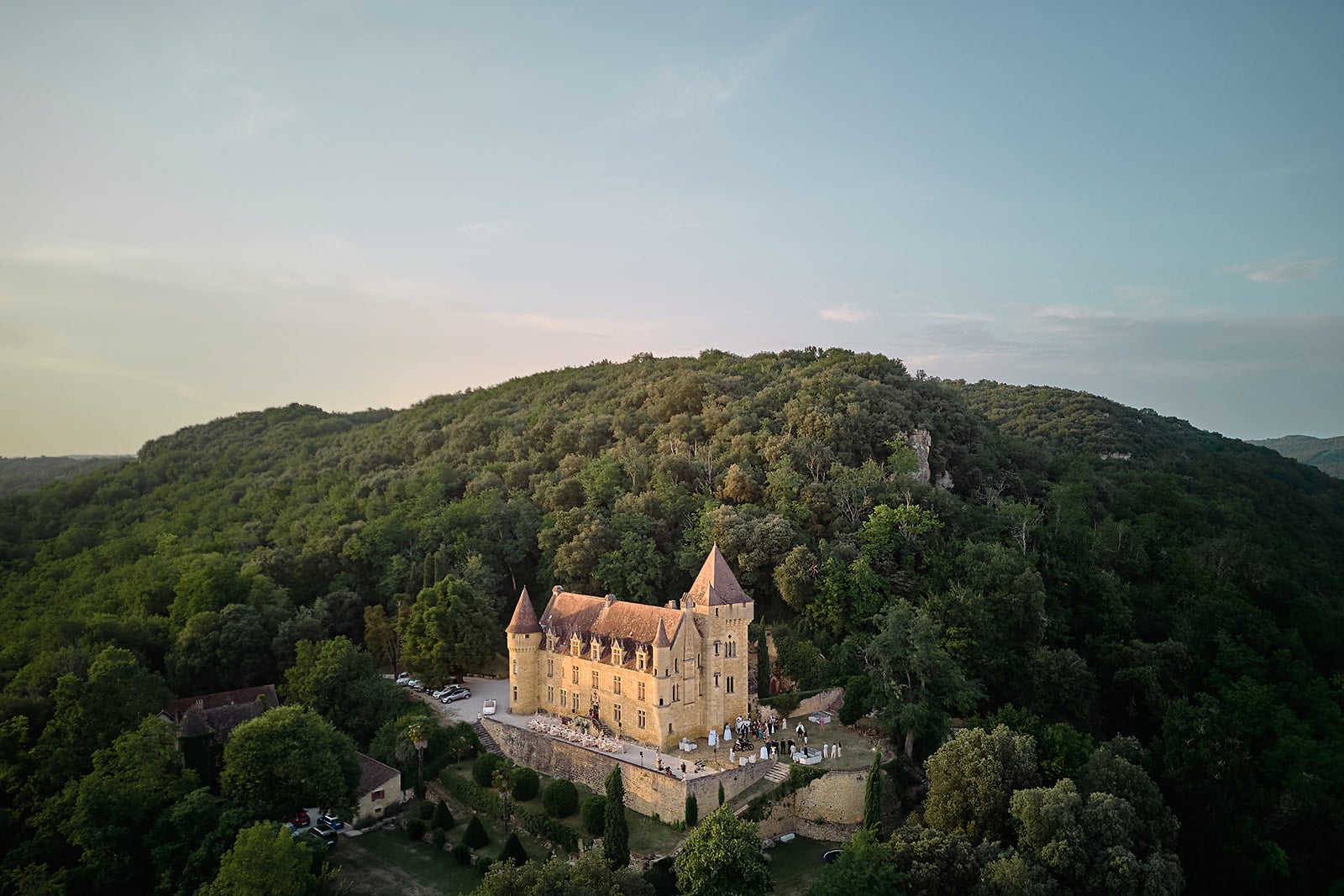 Château de Rouffillac evokes storybook scenes with its fantasyland facade