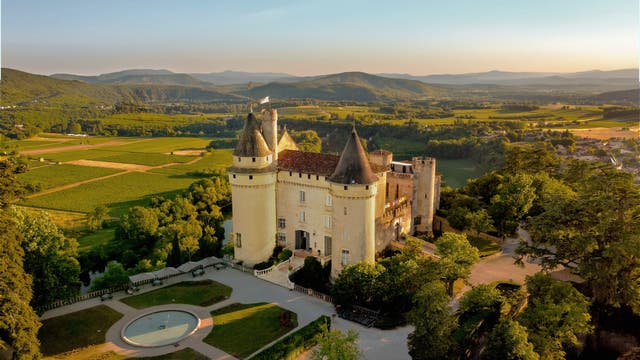 <p>Château de Mercuès ticks all the fairytale boxes</p>