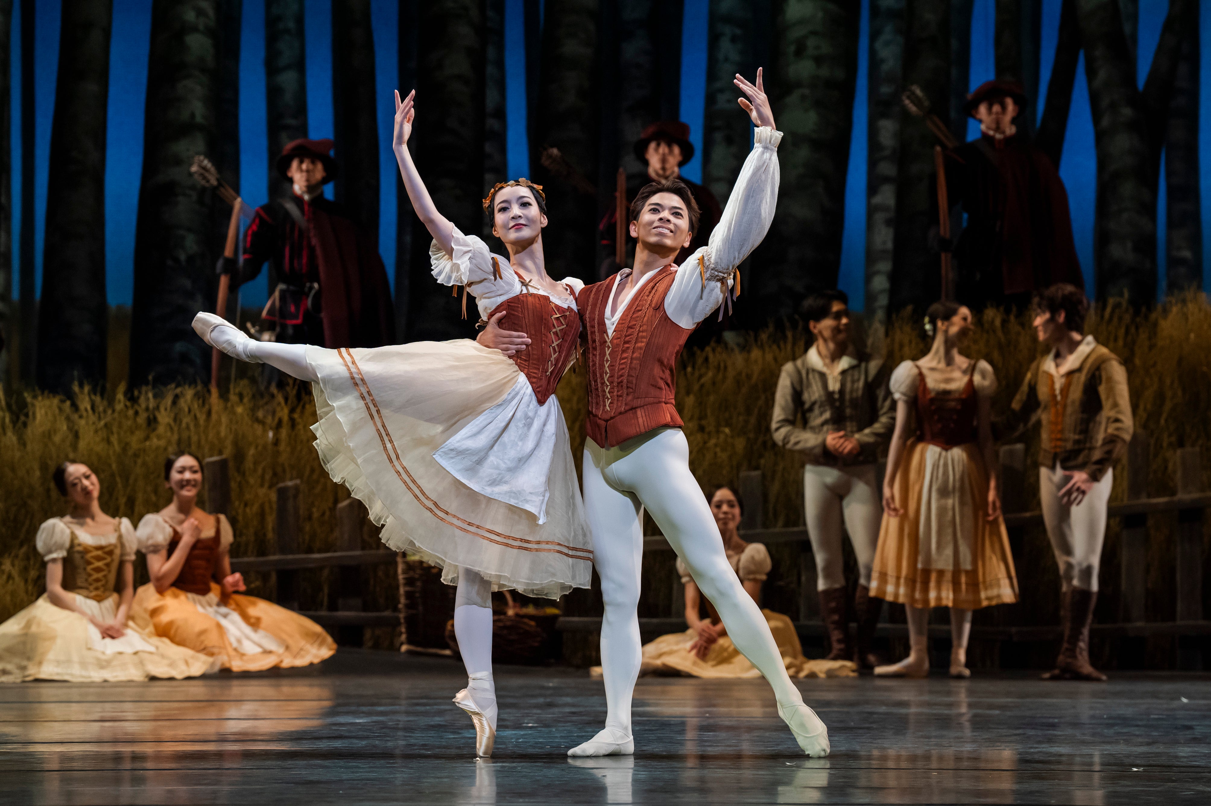 Shun Izawa as Albrecht and Yui Yonezawa as Giselle for The National Ballet of Japan's UK debut performance