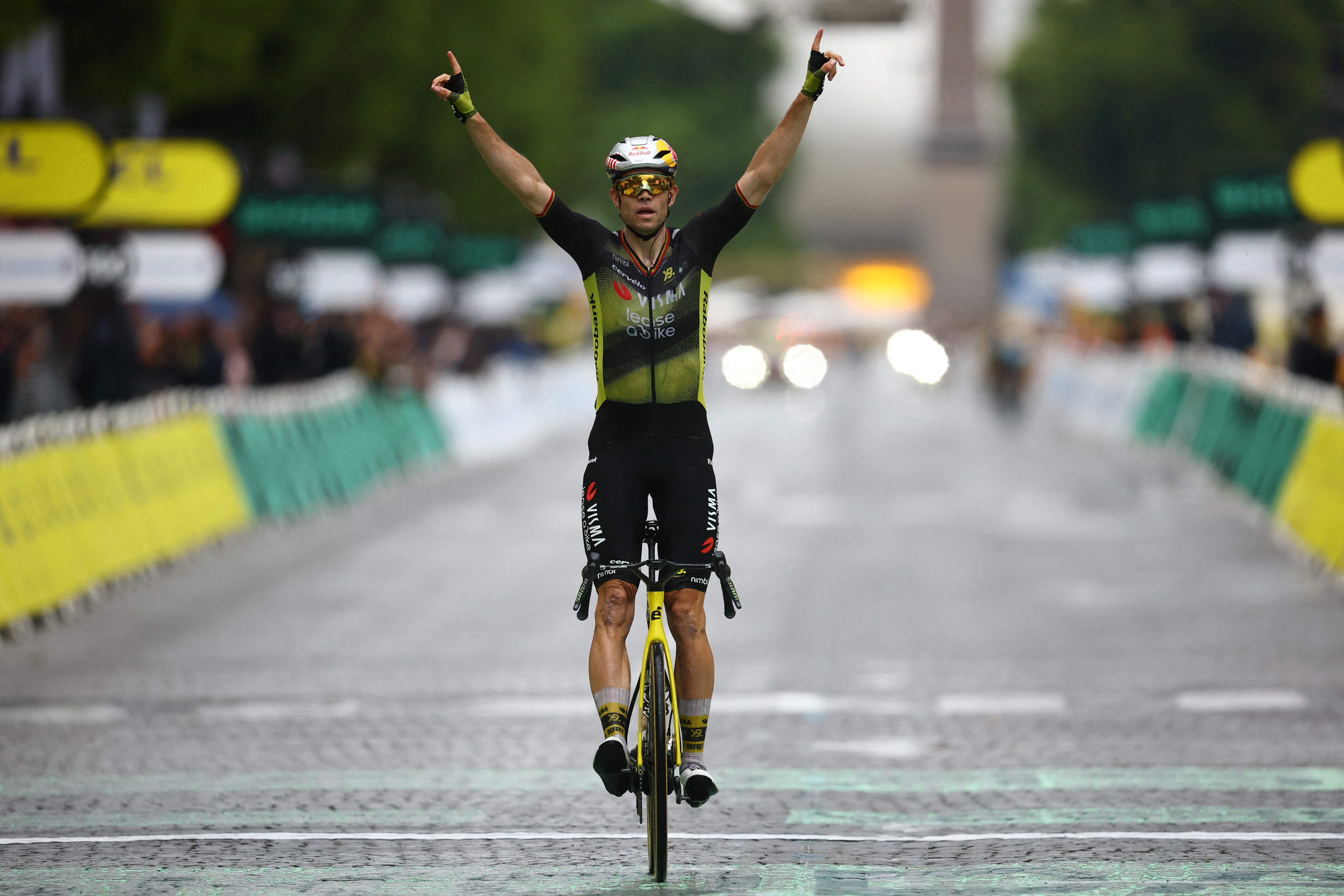 Wout van Aert won stage 21 of the Tour de France