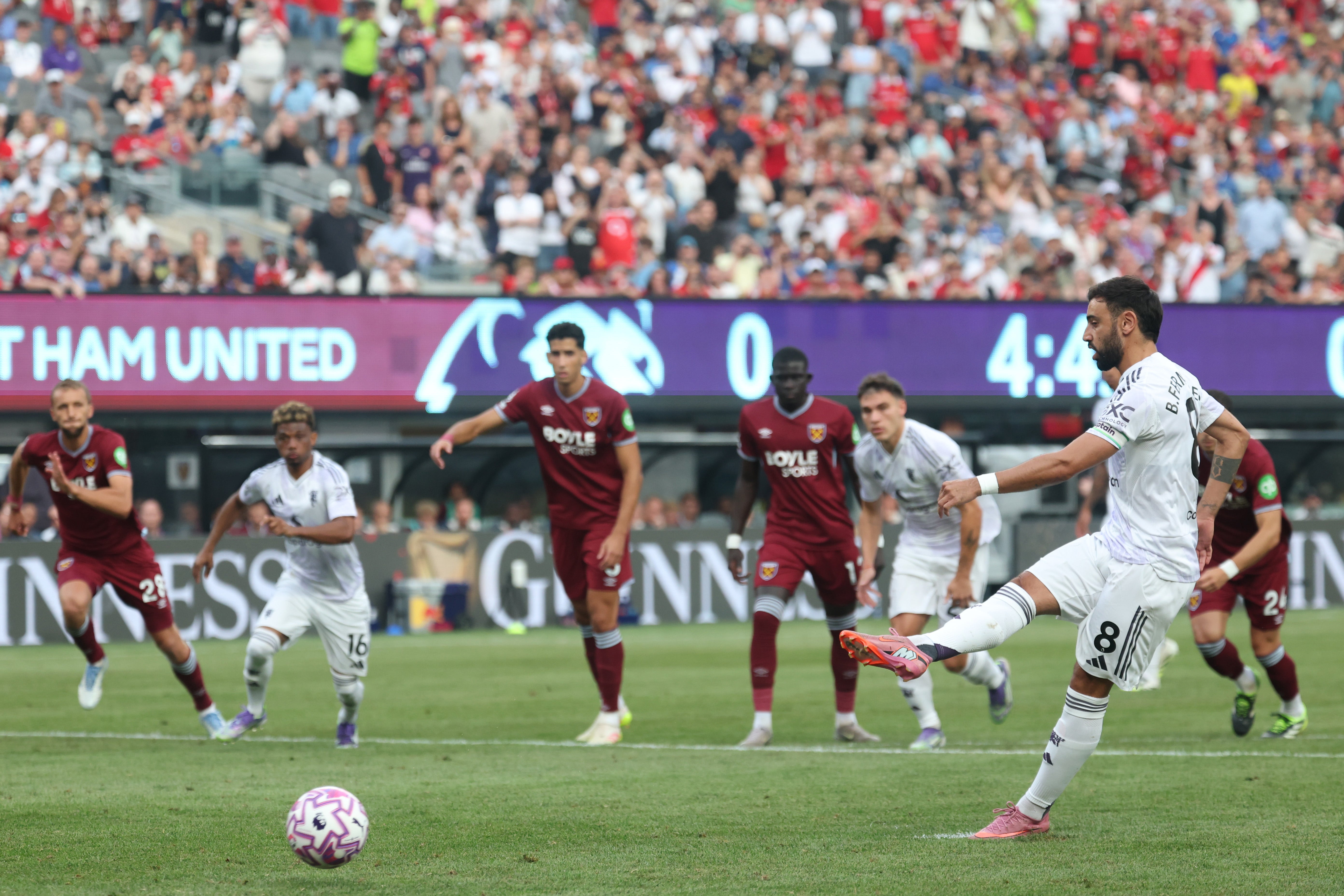 Bruno Fernandes scored twice as Manchester United defeated West Ham in a pre-season friendly