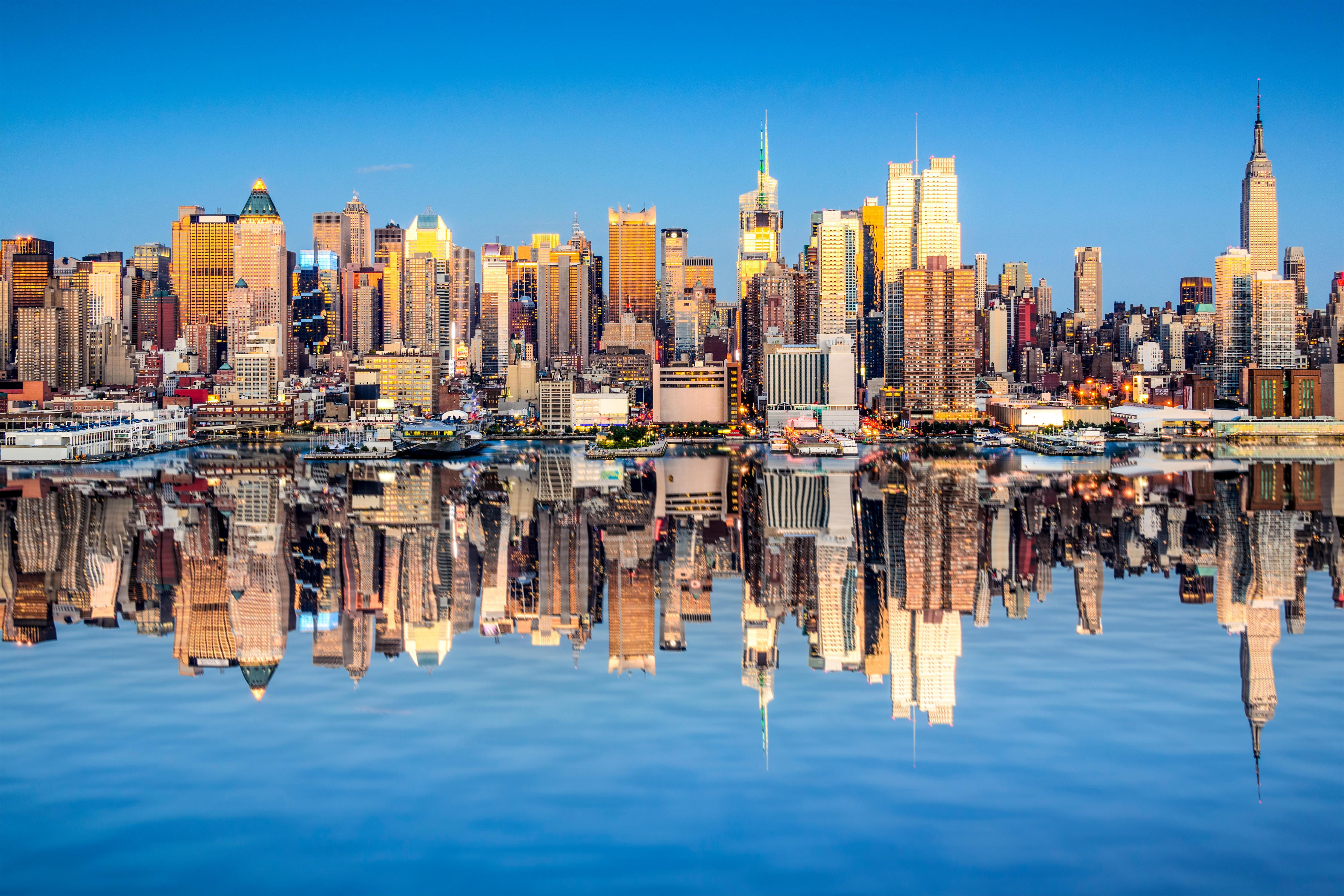 The epic Skyline of Midtown Manhattan
