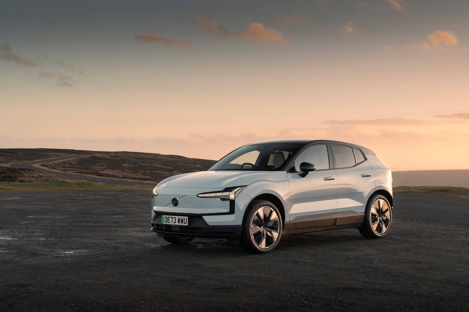 Volvo is offering £1,750 off an EX30