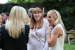 Levání se setkali s místopředsedou vládou Angelou Raynerovou