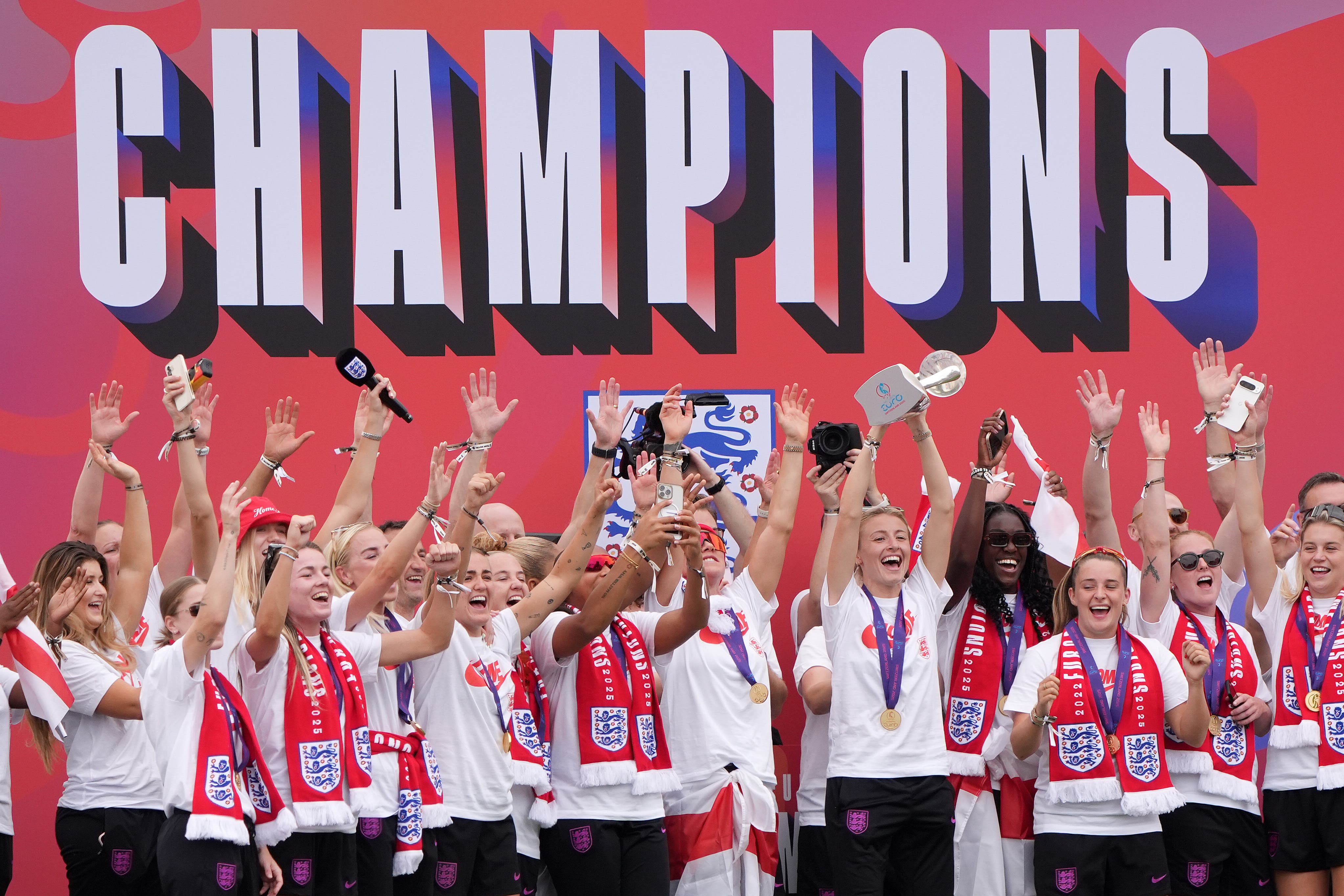 Captain Leah Williamson led the celebrations in front of the Queen Victoria Memorial (Gareth Fuller/PA)