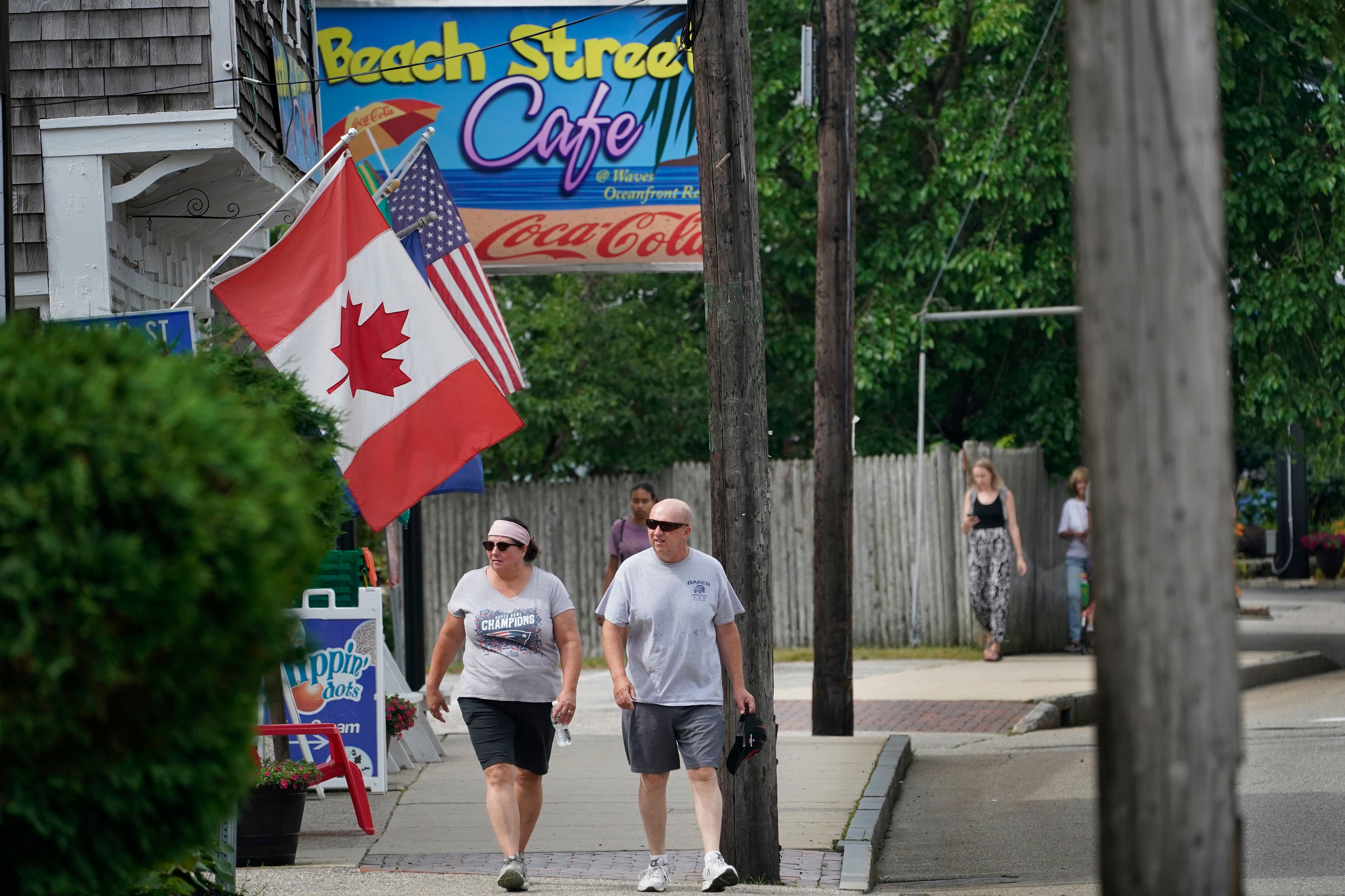 Immigration-Police Officer Arrest