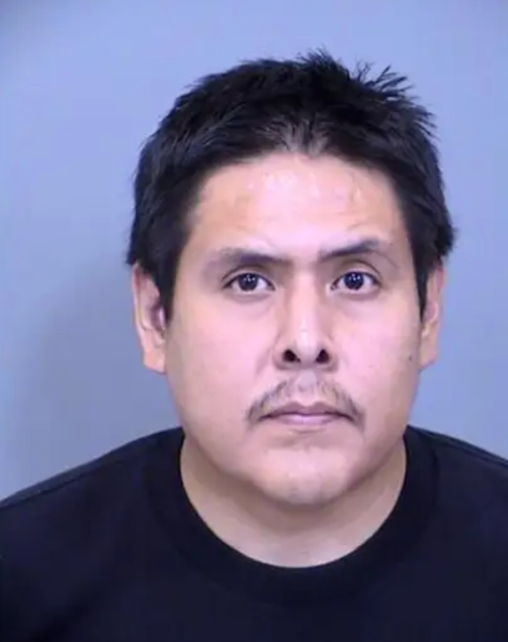 Ascencio Largo’s four children were trapped inside a 125-degree car, police say