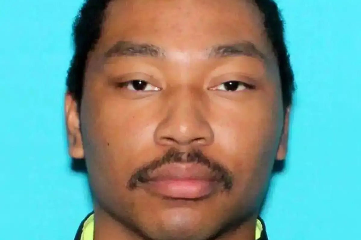 https://static.the-independent.com/2025/07/29/7/44/shane-tamura-once-dreamed-of-the-nfl-could-that-have-played-a-role-in-the-nyc-shooting-online-theori.jpeg?trim=200,0,201,0&width=1200&height=800&crop=1200:800