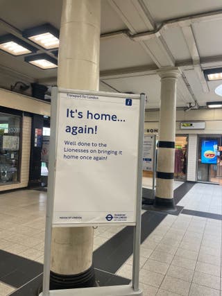 Londýn připraven na přehlídku Anglie po slávě žen Euro 2025