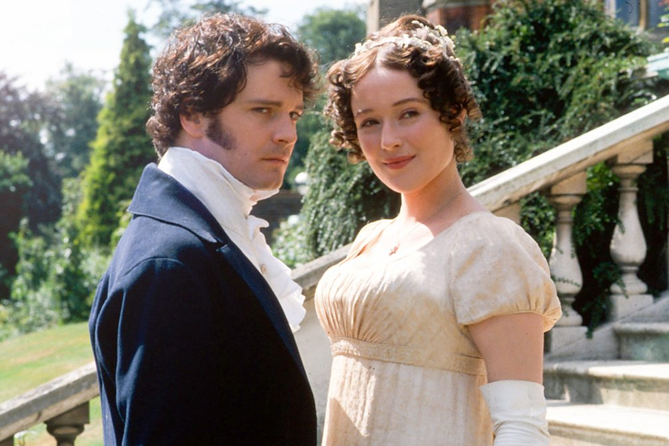 Pan Darcy a Elizabeth Bennet v adaptaci Pride and Prejudice z roku 1995 z roku 1995