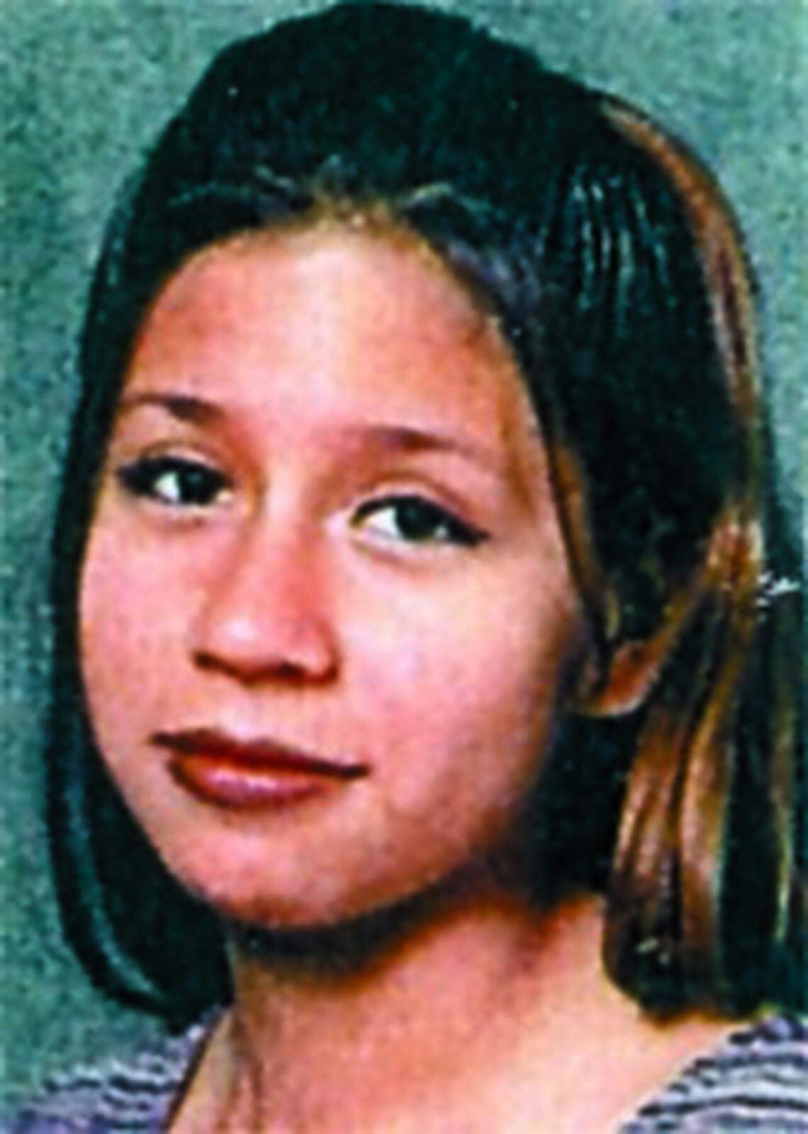 Authorities arrested Jesse Lee Castillo in connection with the murder of Anna Pelayo, a teen who was found with a gunshot wound to the head on the side of the road nearly 30 years ago.