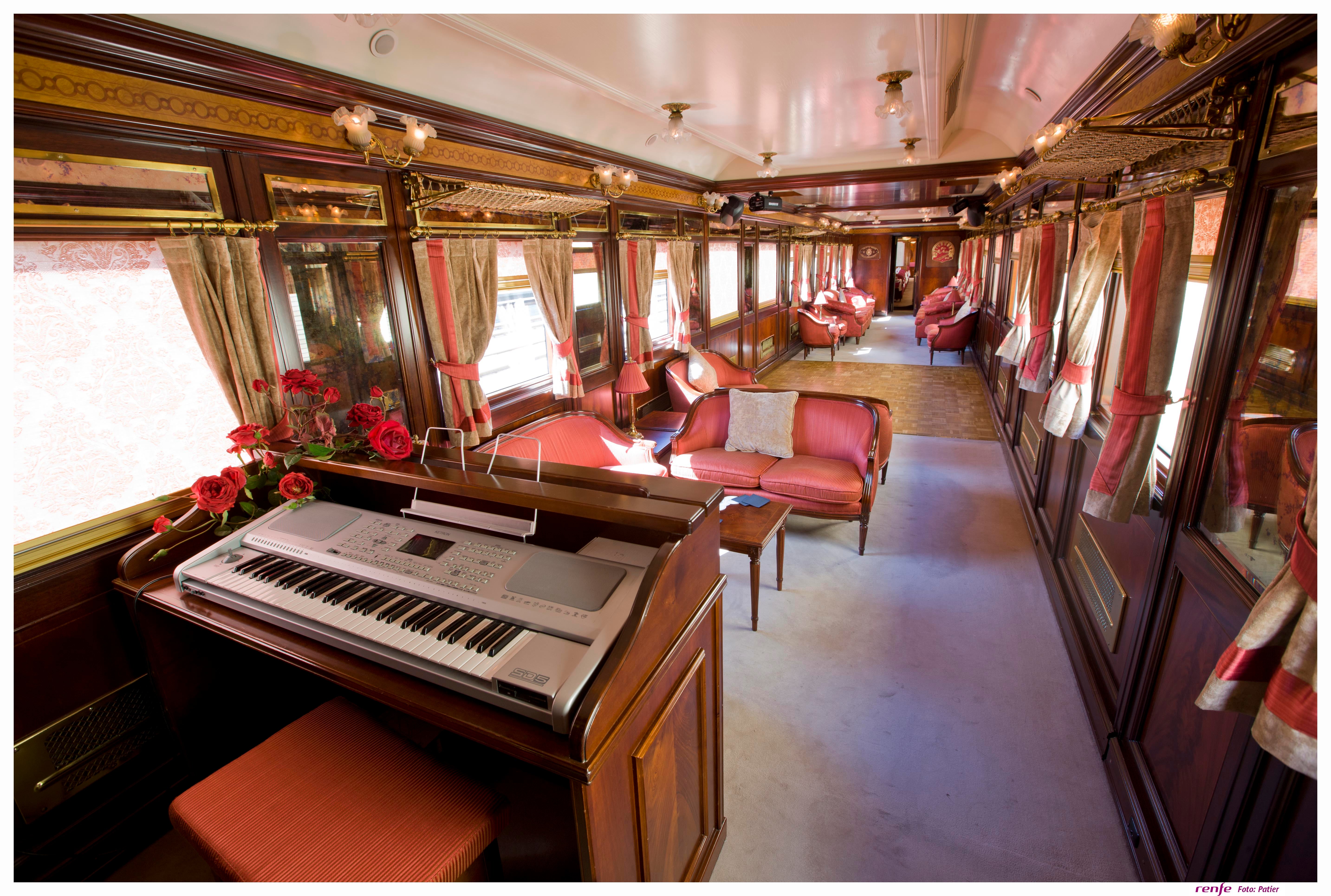 Al Ándalus passengers can look forward to a host of on-board activities and entertainment