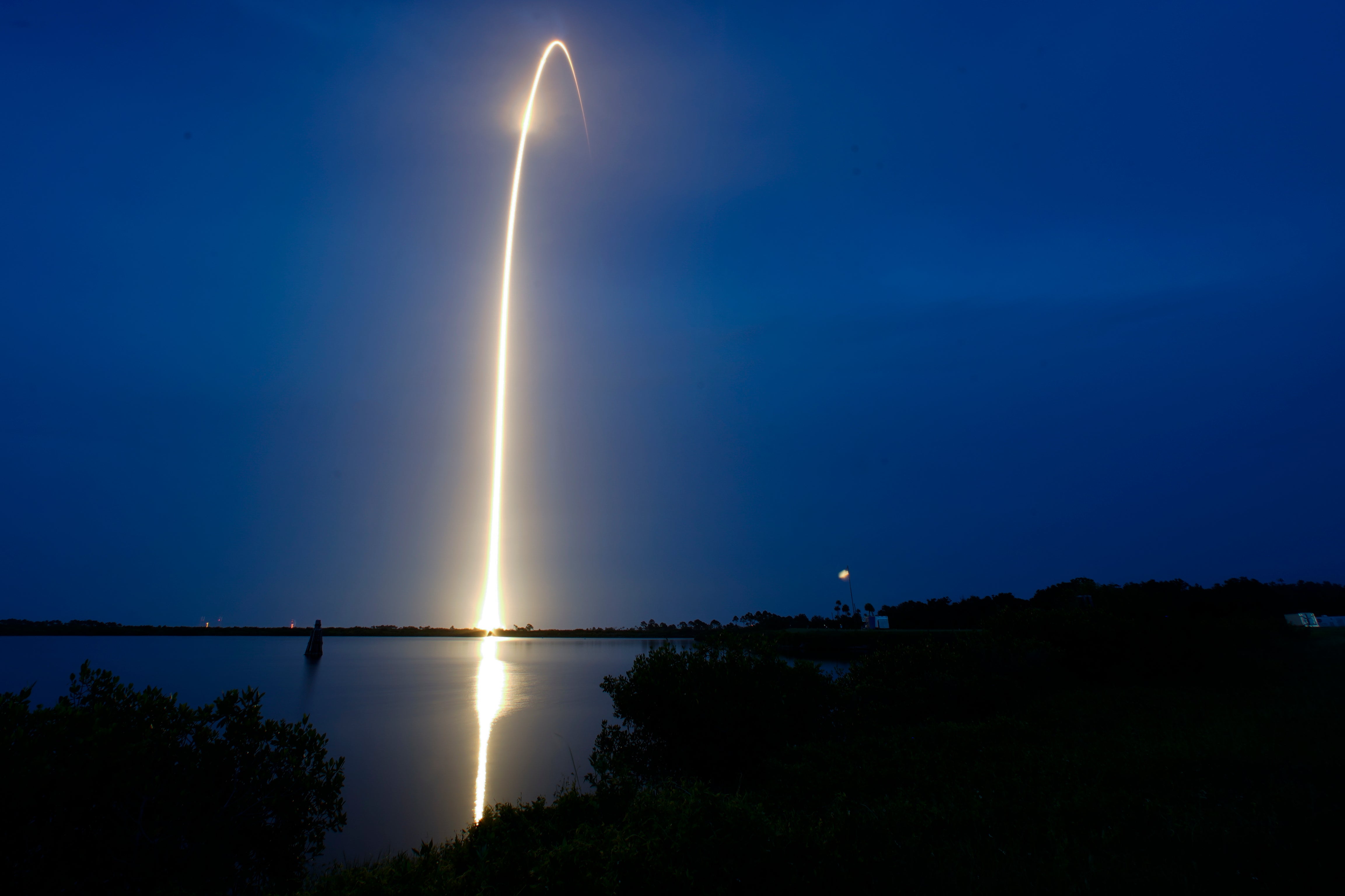 A SpaceX Falcon 9 rocket with a payload of Starlink V2 Mini internet satellites lifts off from Launch Complex 40 at the Cape Canaveral Space Force Station in Cape Canaveral, Fla., late Sunday, July 23, 2023. (AP Photo/John Raoux, File)