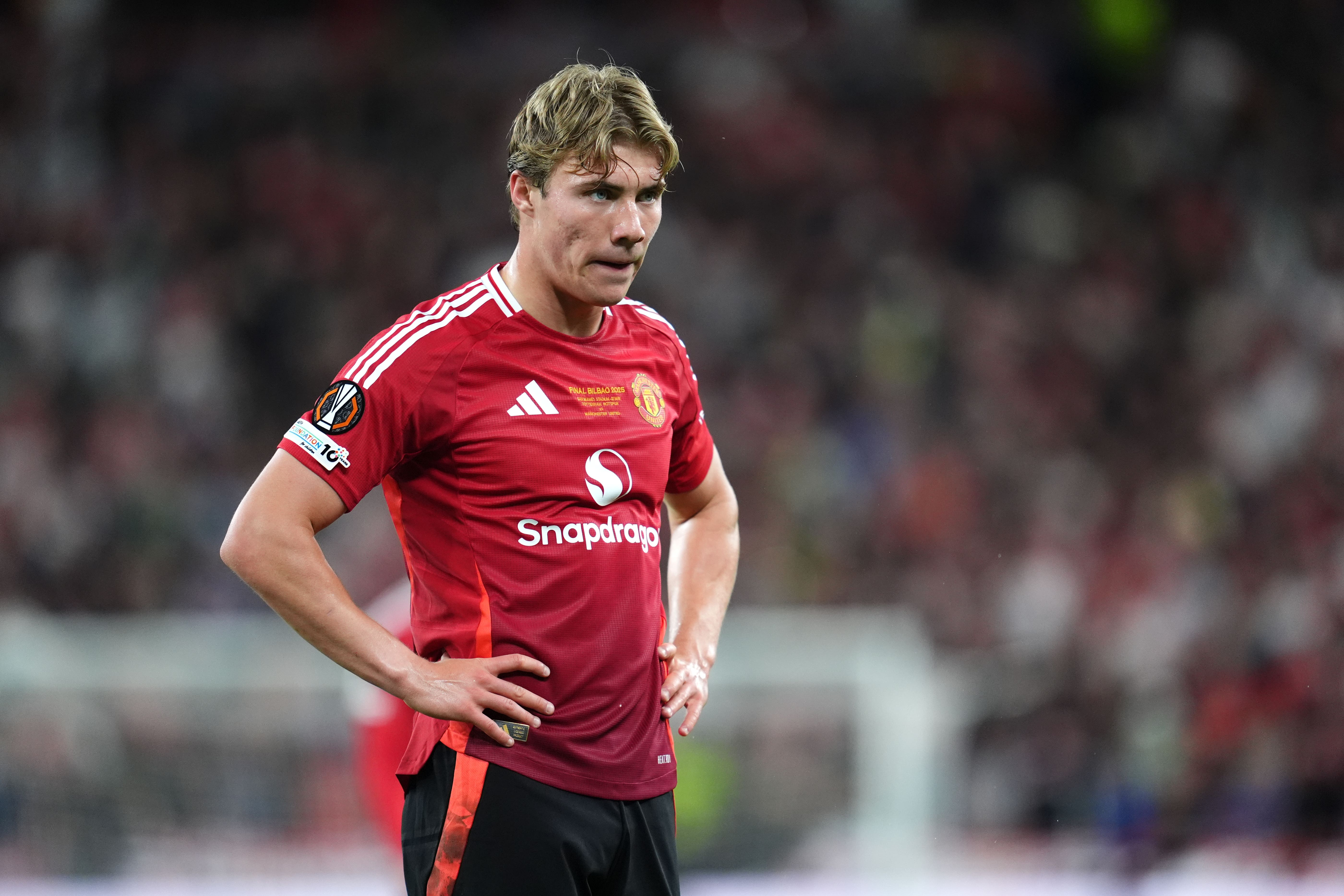 Rasmus Hojlund plánuje zůstat a bojovat za United (Adam Davy/PA)