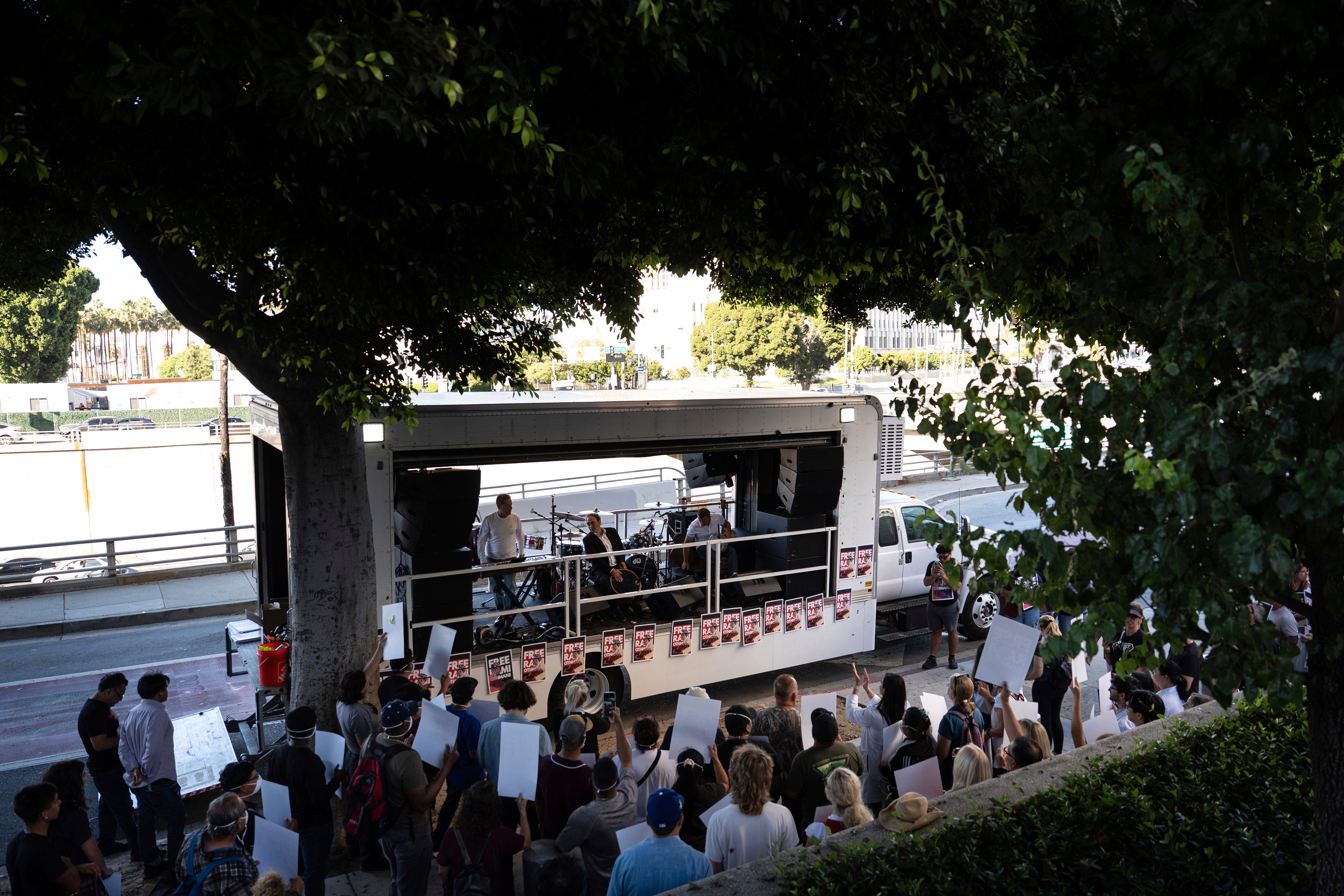 Immigration Tunisian Musician