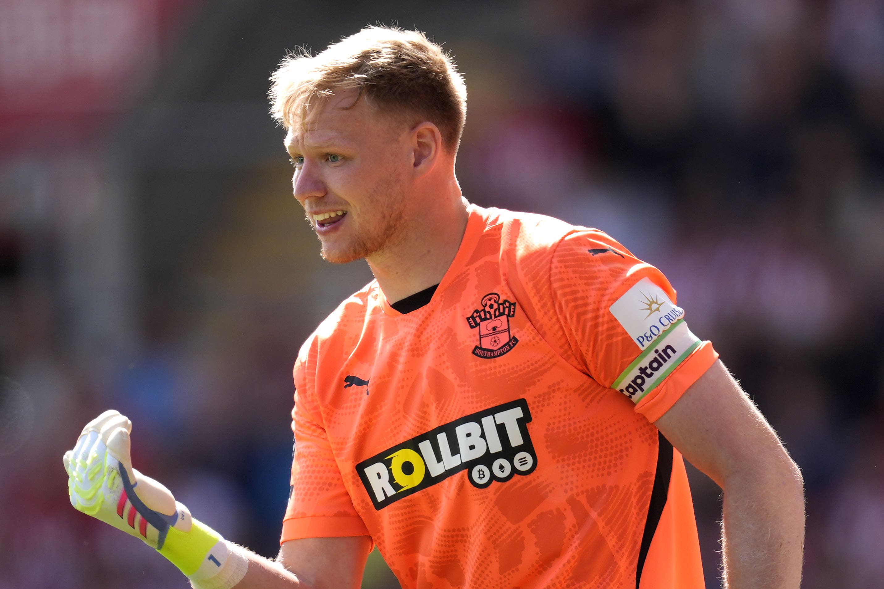Goalkeeper Aaron Ramsdale joins Newcastle on season-long loan