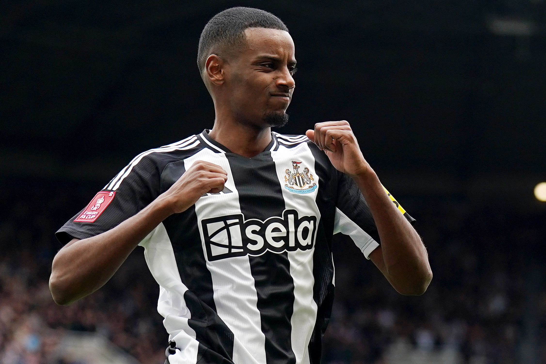 Transfer news live: Newcastle banish Isak after Liverpool bid, Sesko makes Man Utd choice, Eze to Arsenal update