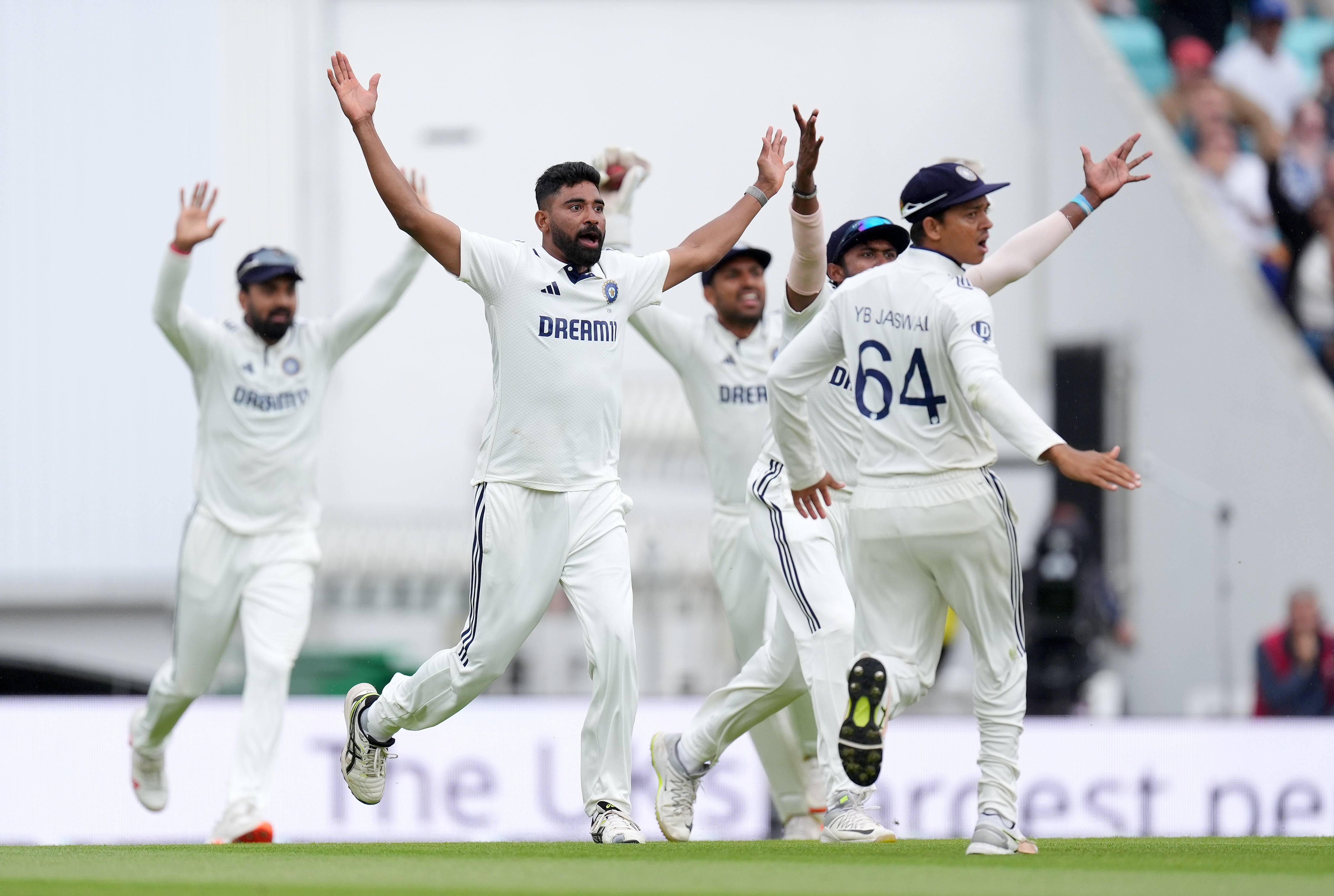 Mohammed Siraj appeals for the wicket of Jamie Smith