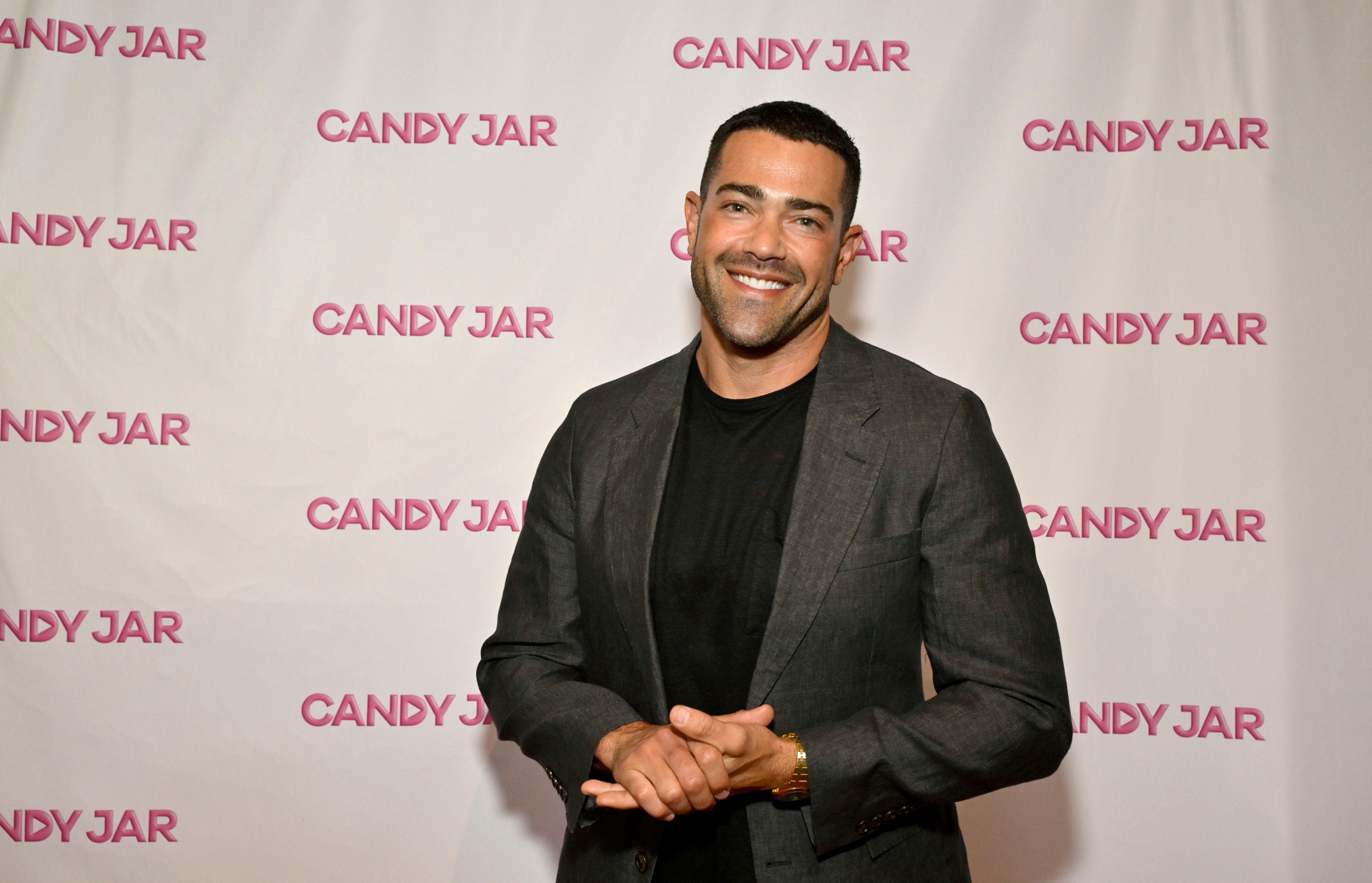 ‘That ended up being an iconic show that I absolutely love, and definitely wish I was a part of,’ Metcalfe said about ‘Entourage’