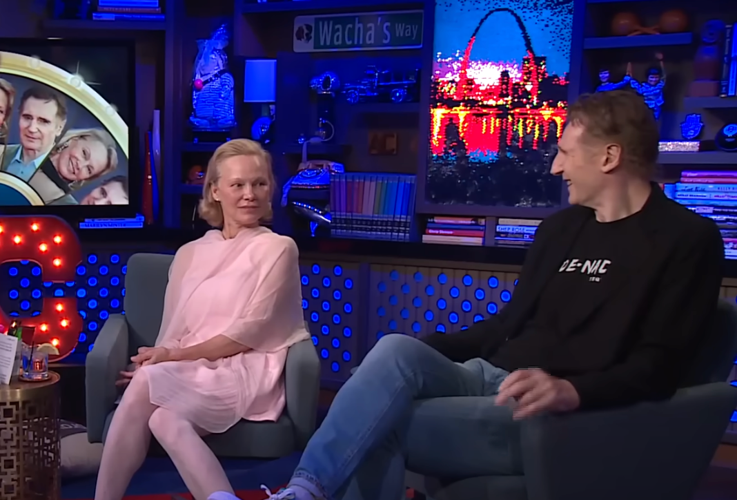 Pamela Anderson and Liam Neeson star together in ‘The Naked Gun’